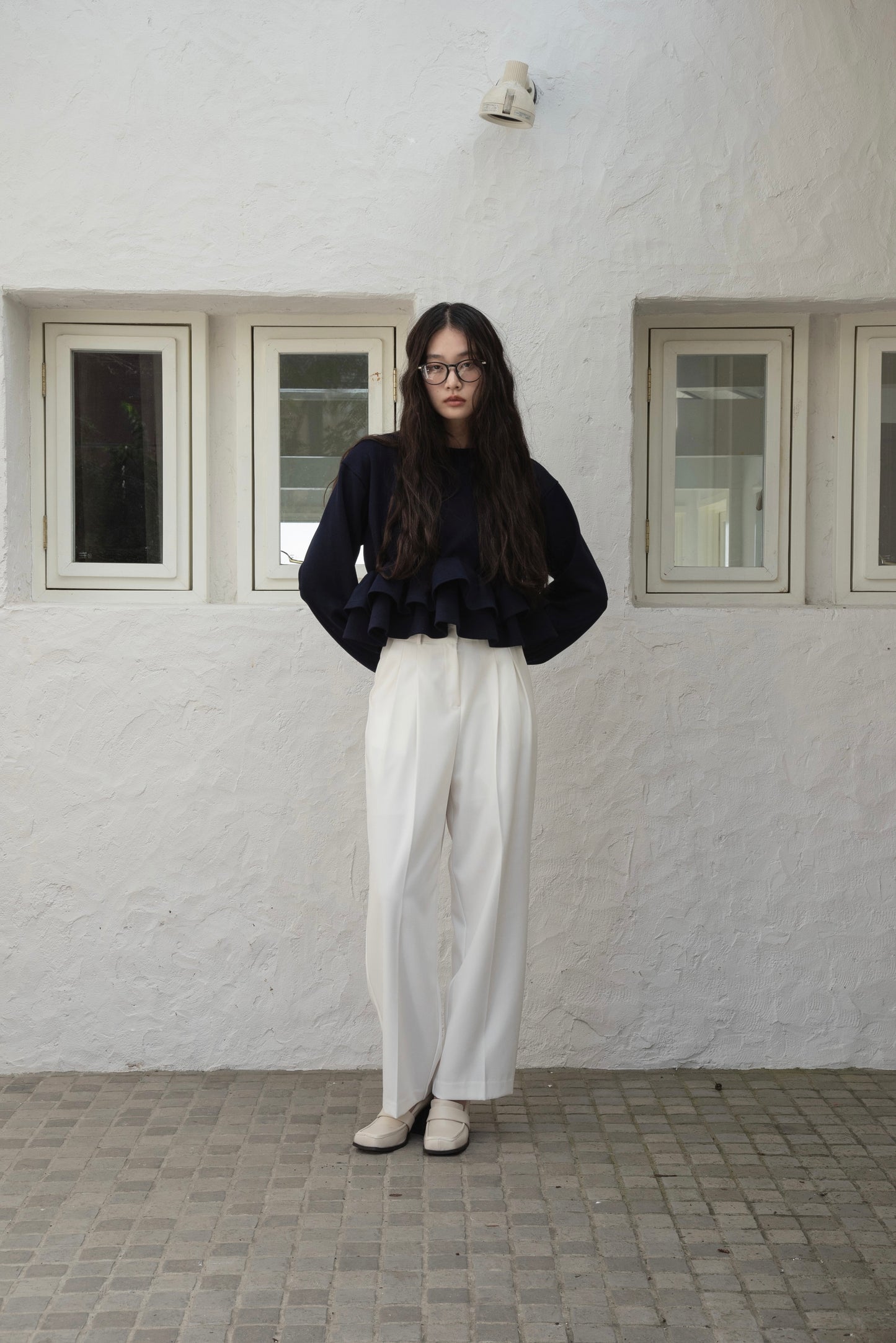 frill hem bonding sweat