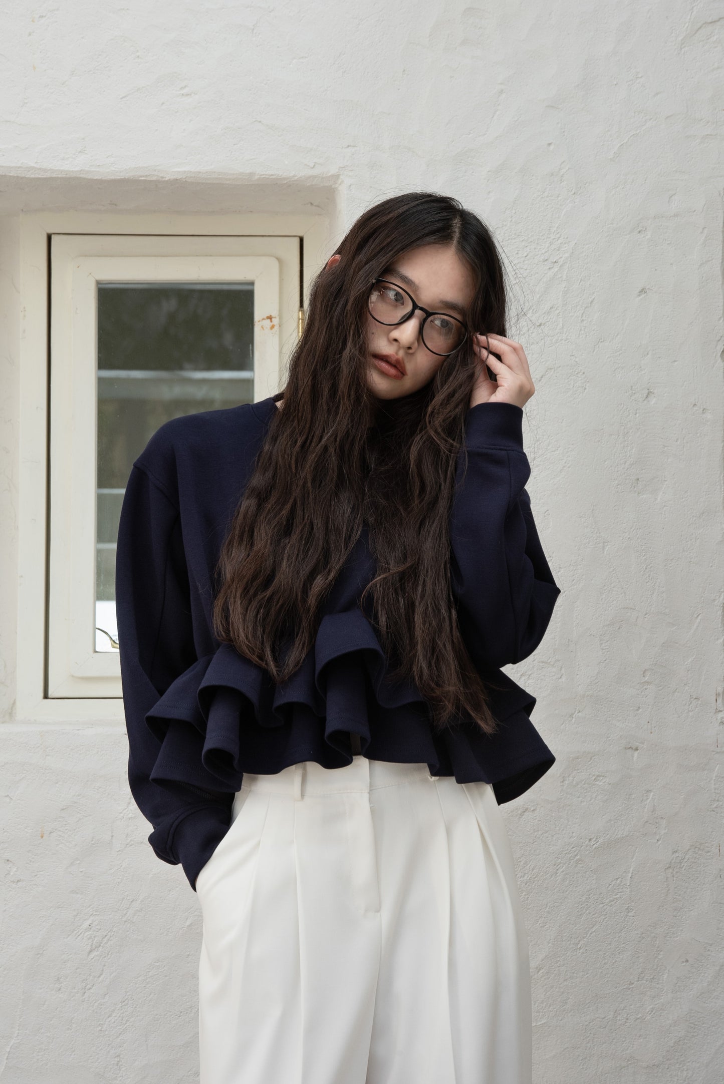 frill hem bonding sweat