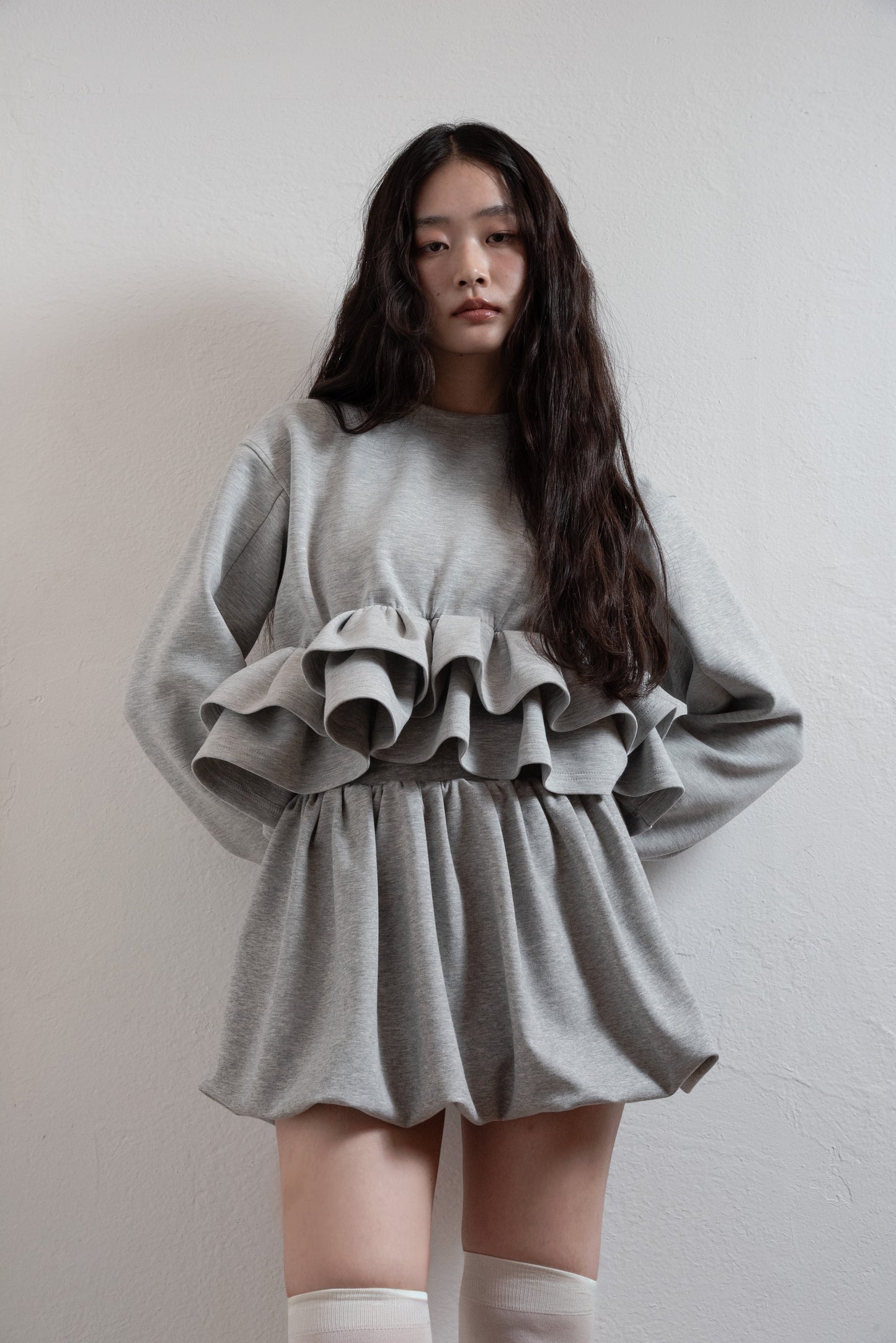 frill hem bonding sweat