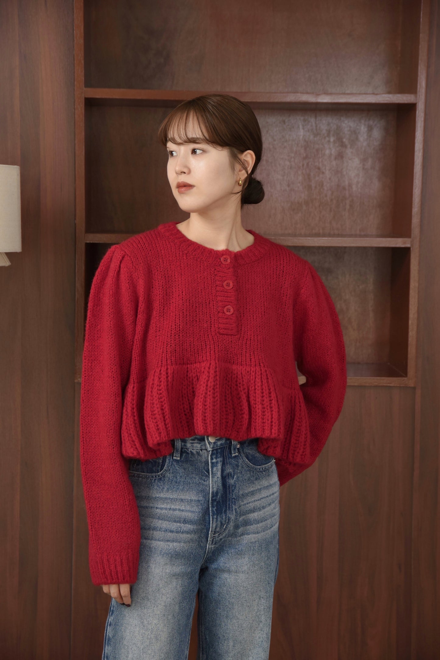 henry neck peplum hem knit