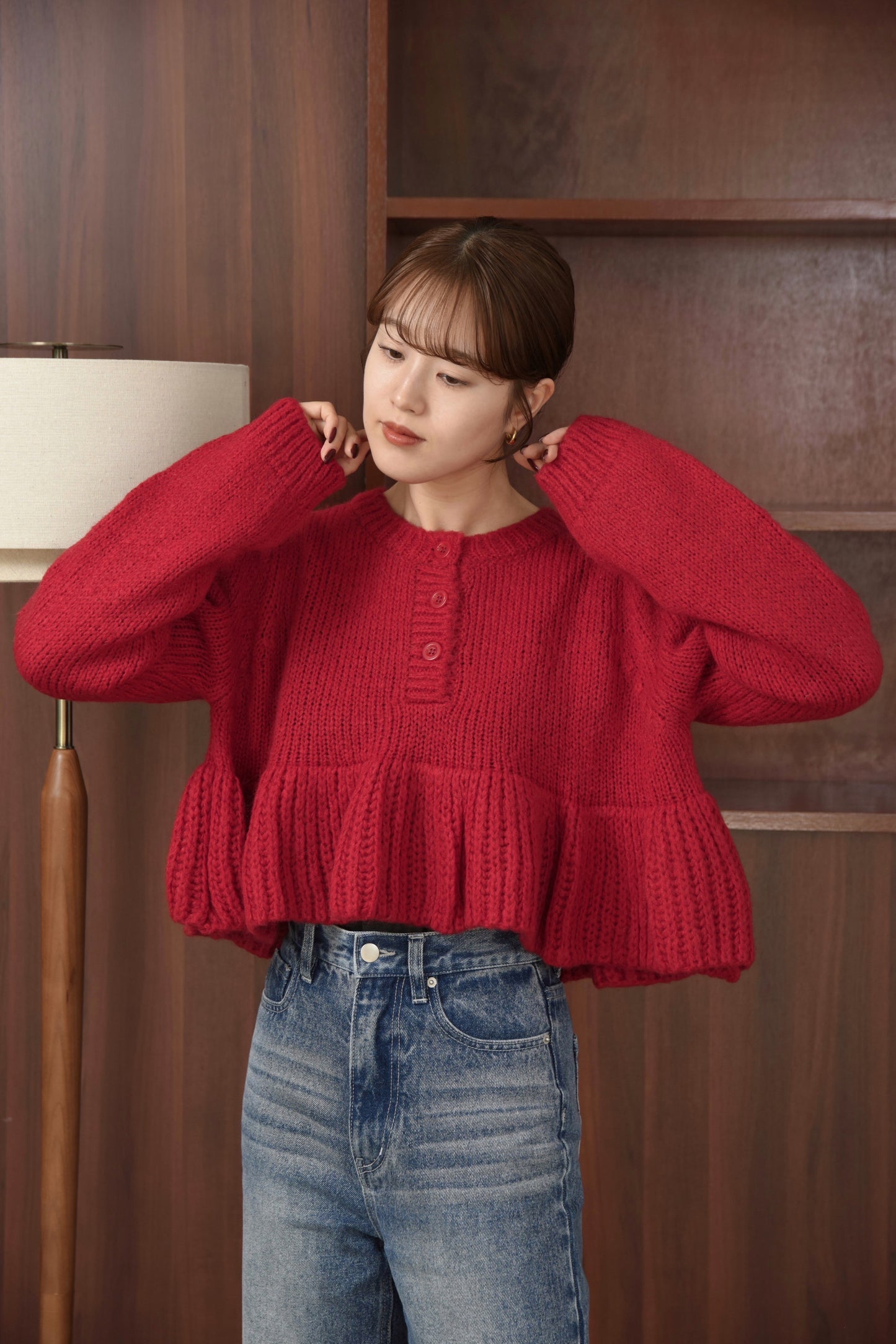 henry neck peplum hem knit
