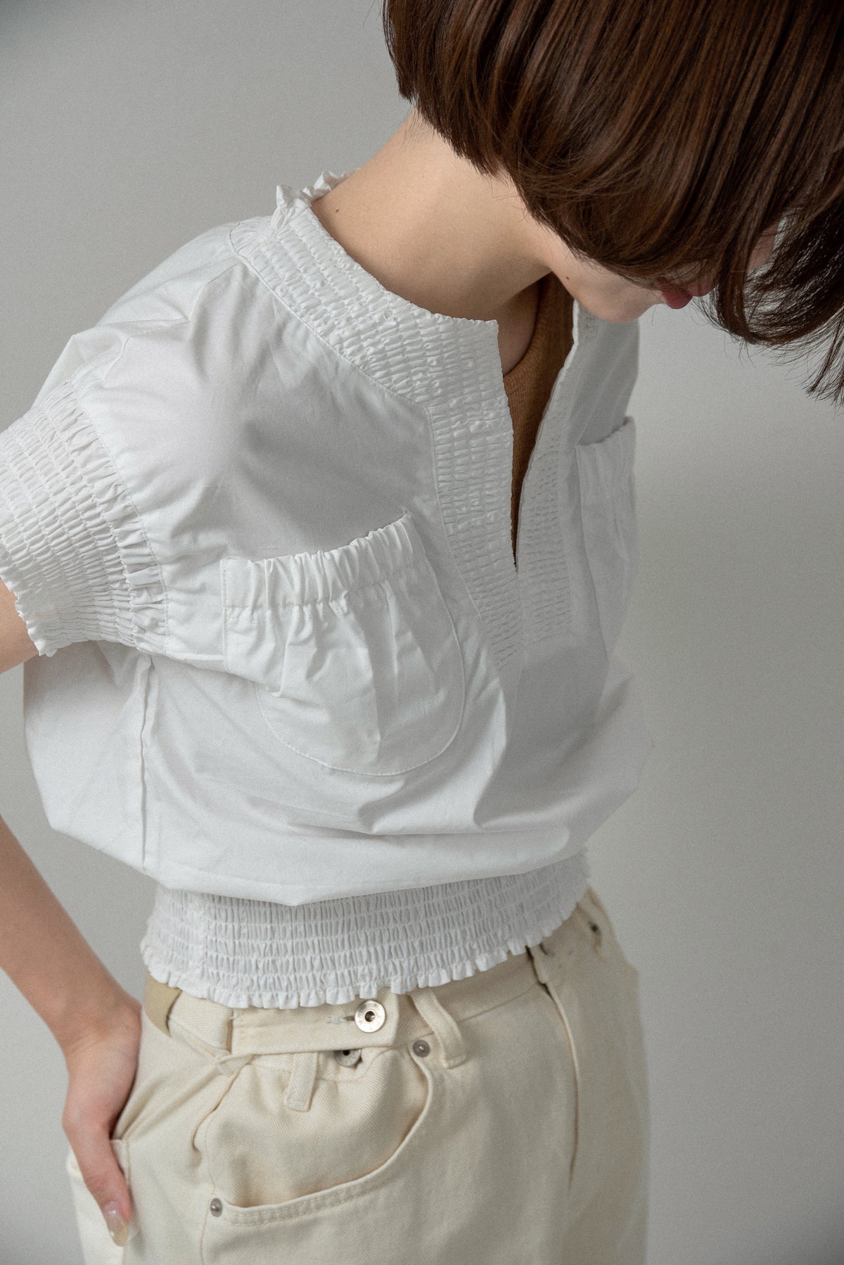 shirring pocket point vest blouse