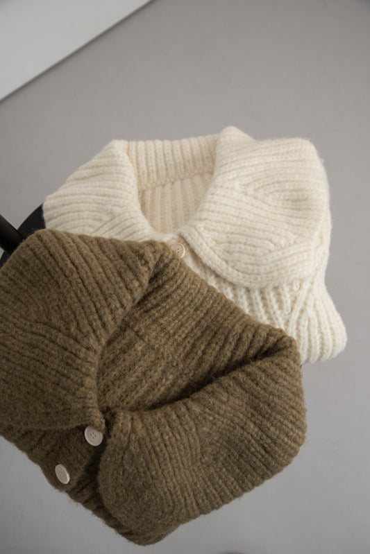 big collar button short knit