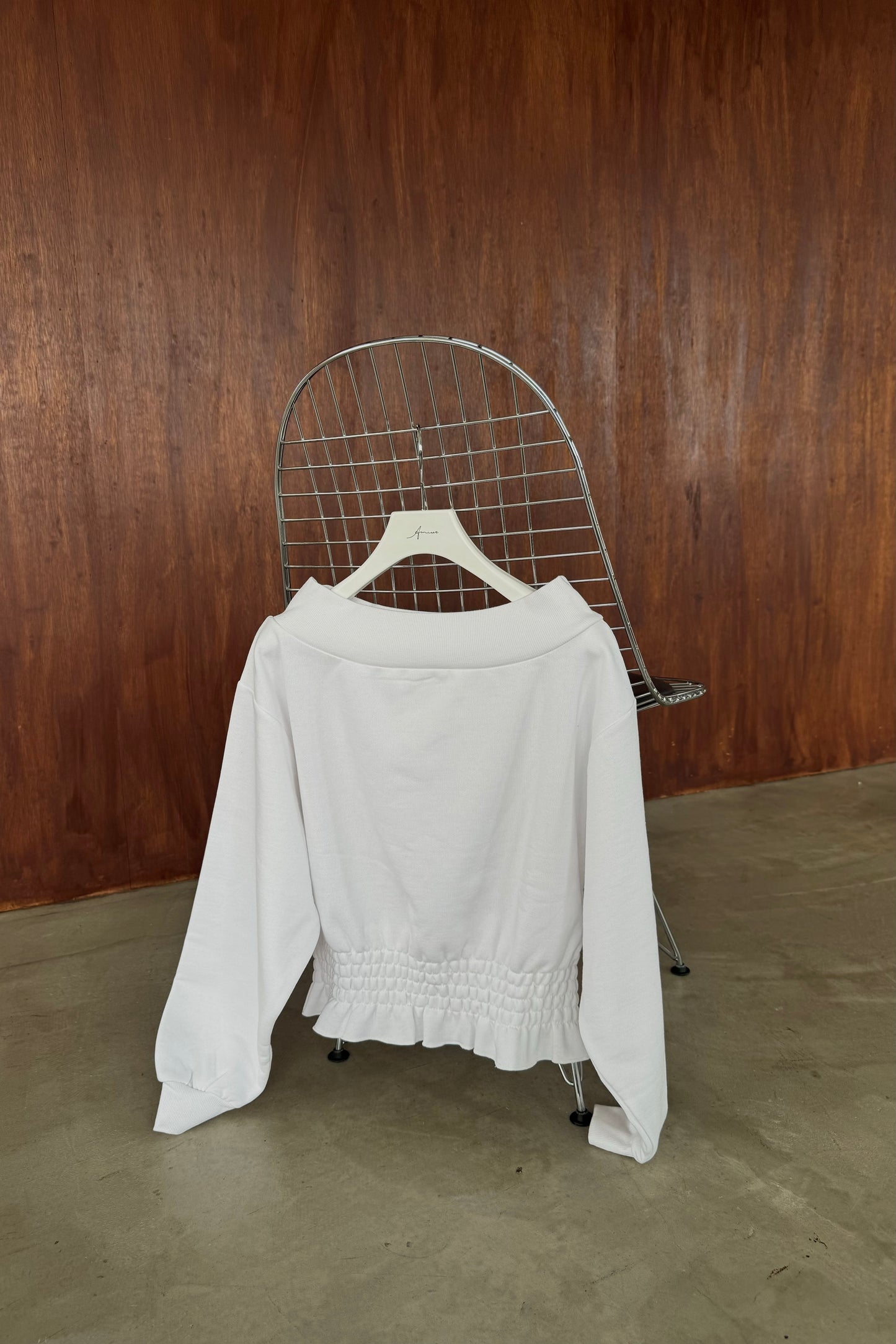 shirring design off shoulder pullover