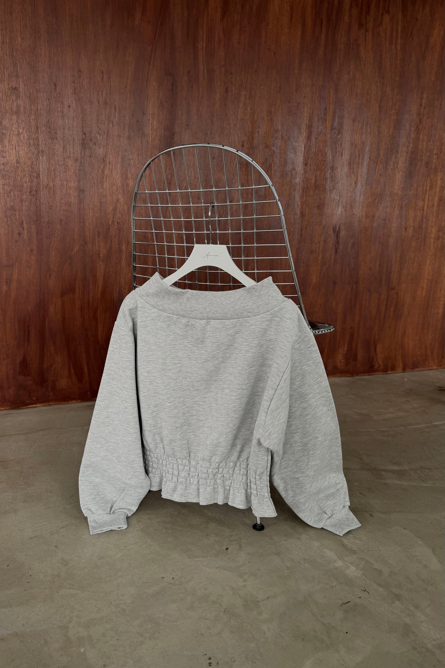 shirring design off shoulder pullover