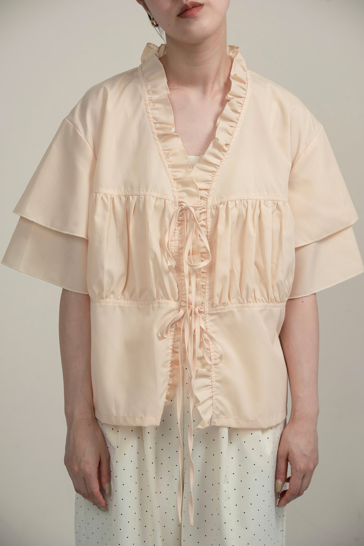 v frill line gather ribbon blouse