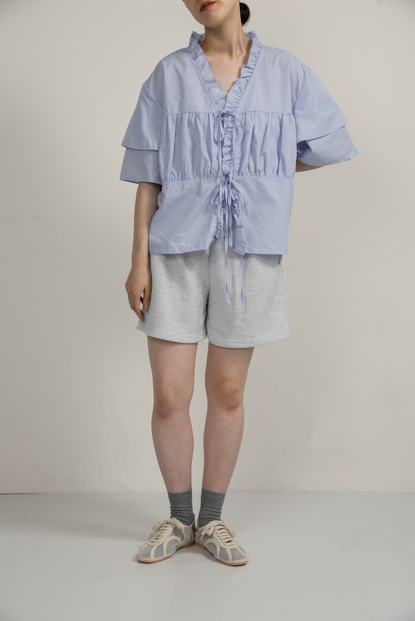 v frill line gather ribbon blouse