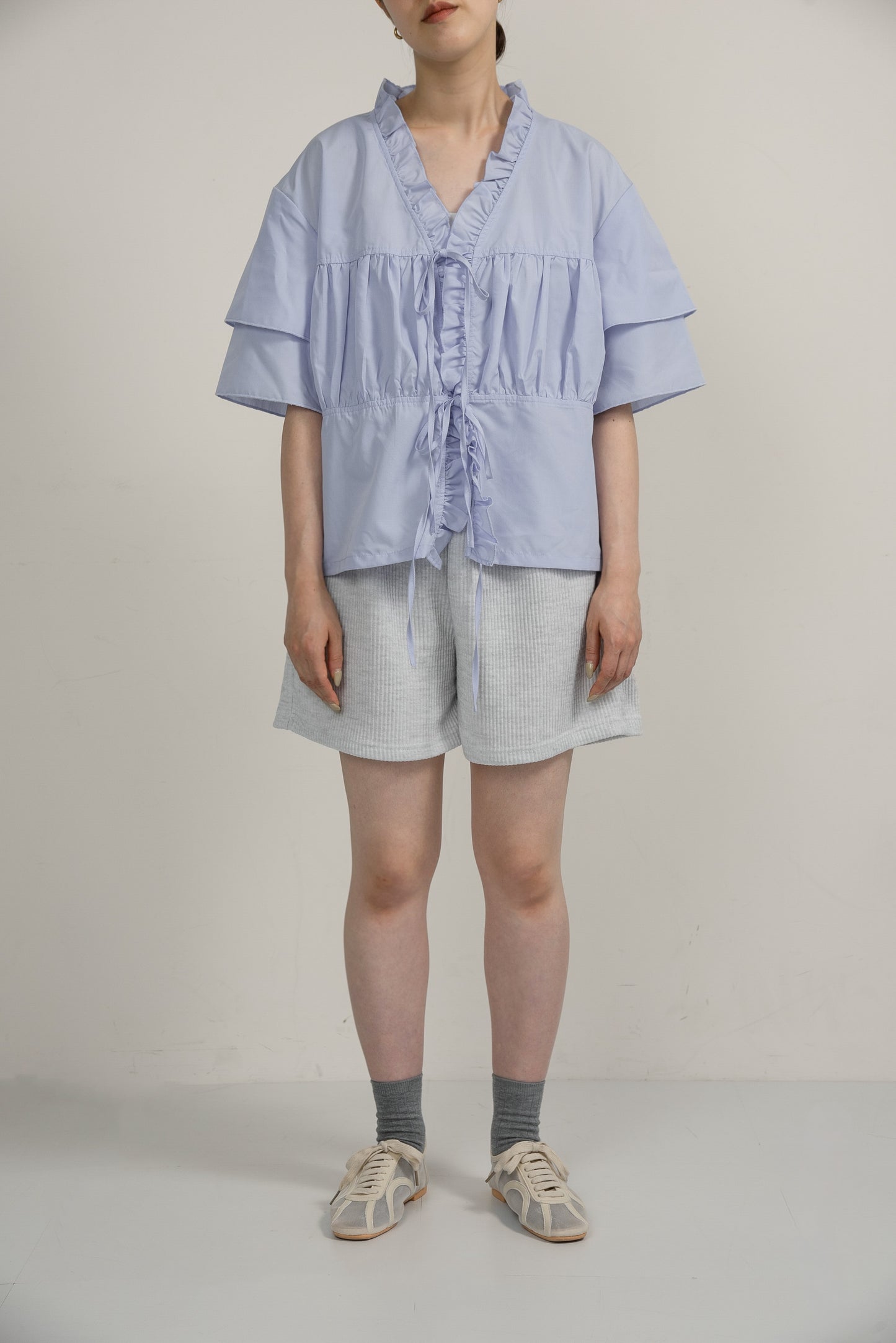 v frill line gather ribbon blouse