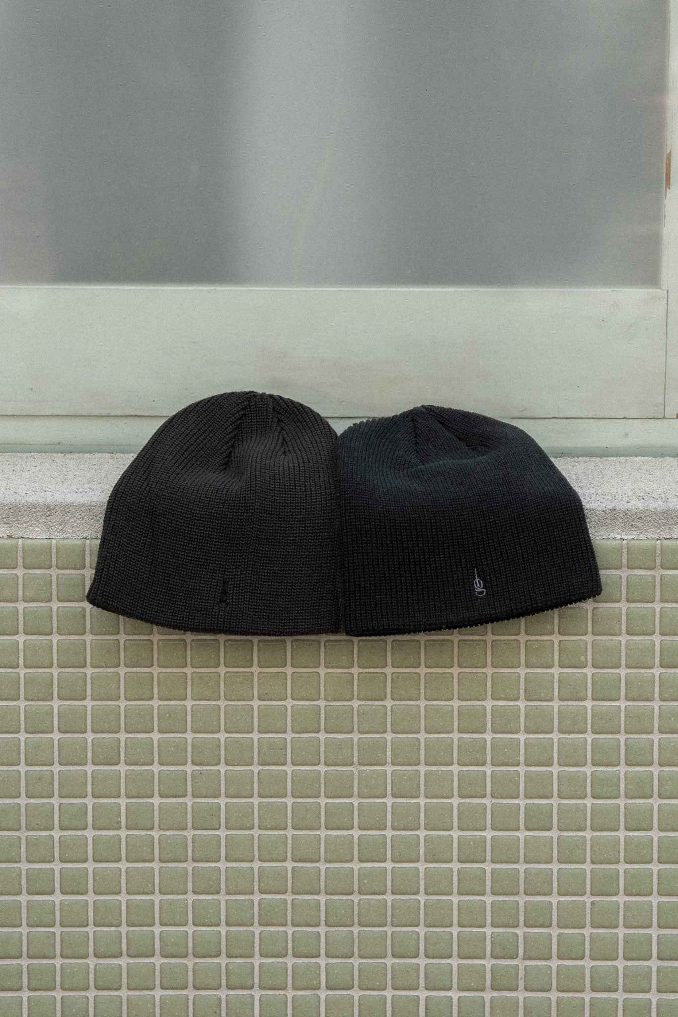simple rib embroidery logo knit cap