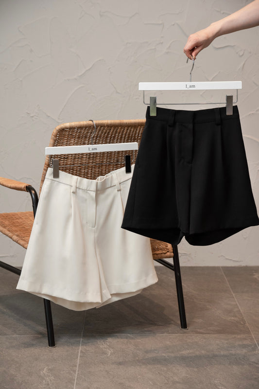 high waist short tuck pants