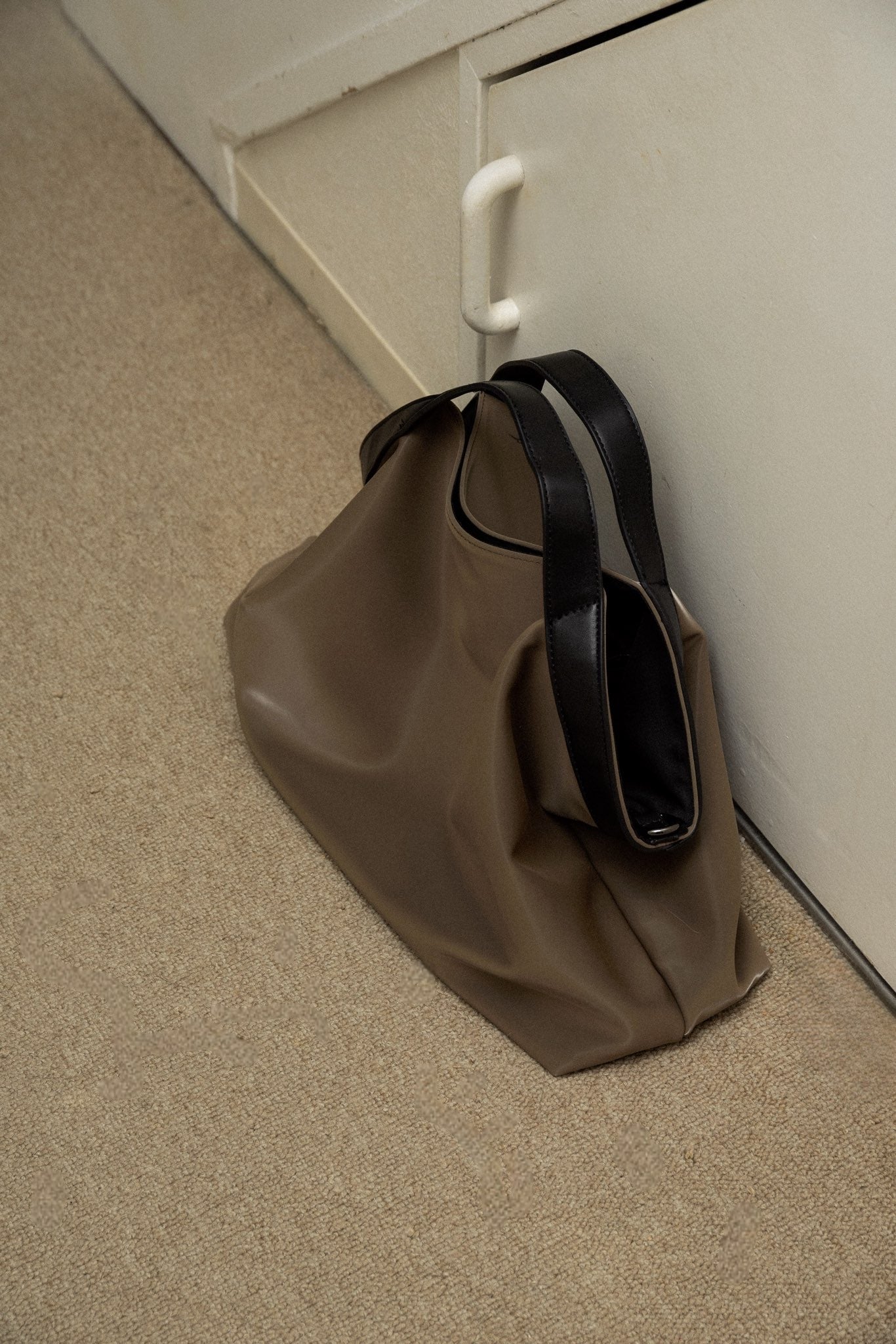 effortless piping tote bag【eim plus+限定アイテム】