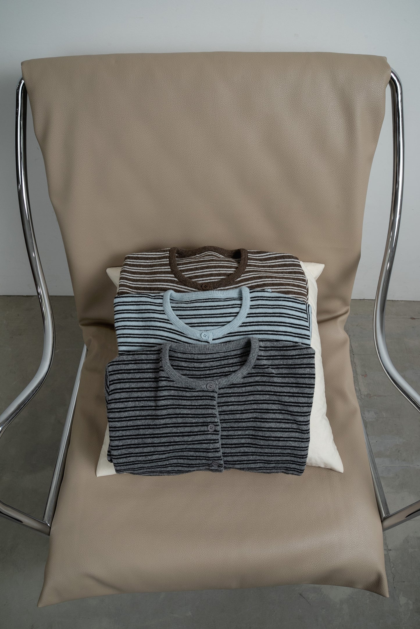horizontal stripe crew neck cardigan