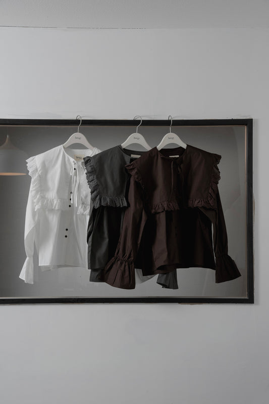 multiway big collar accent button blouse