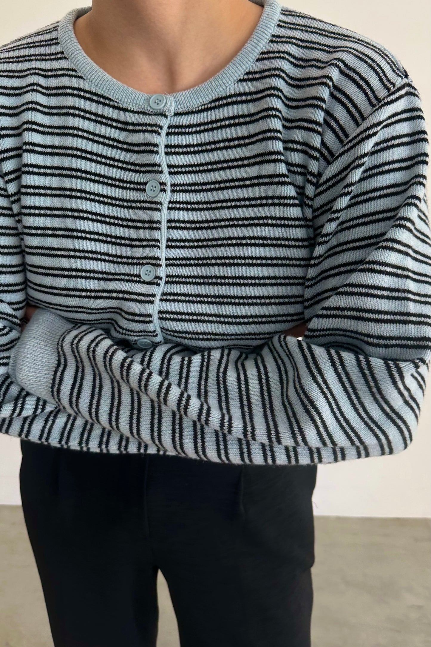 horizontal stripe crew neck cardigan