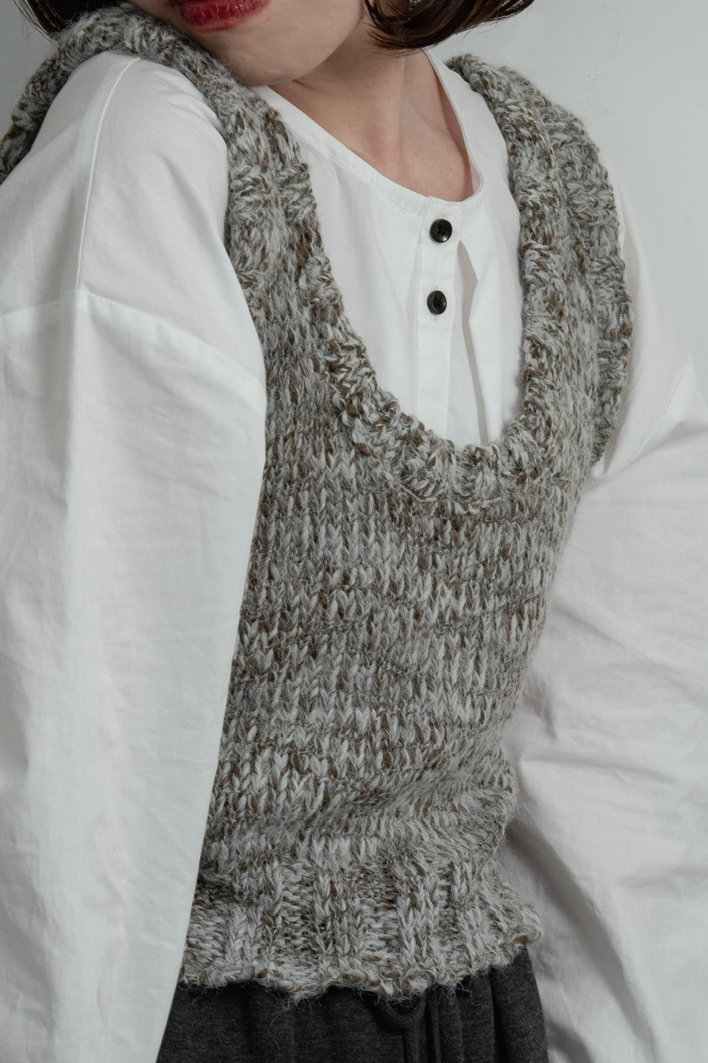 mix uneck knit vest