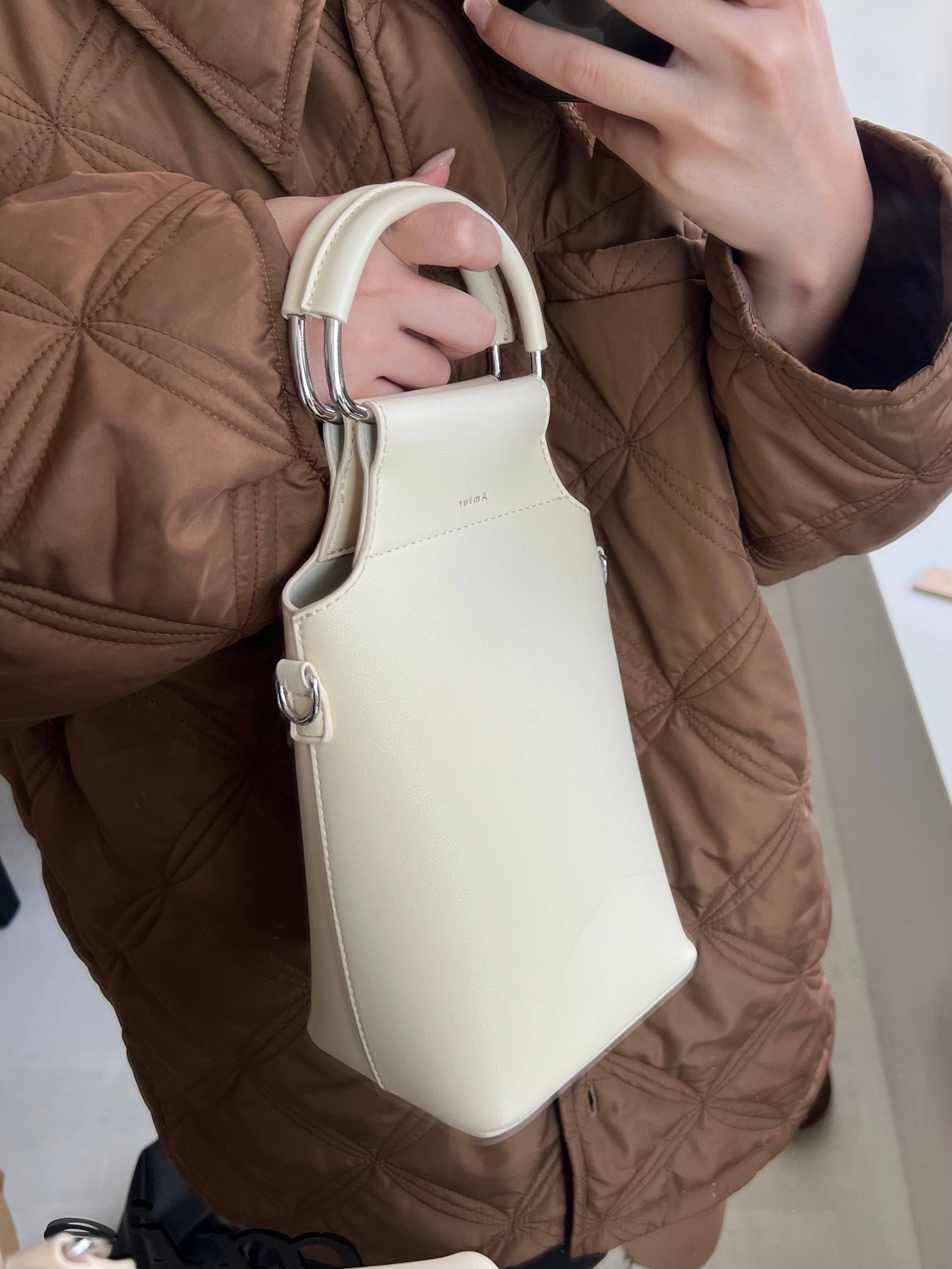 amiur】 bucket handle bag - ハンドバッグ