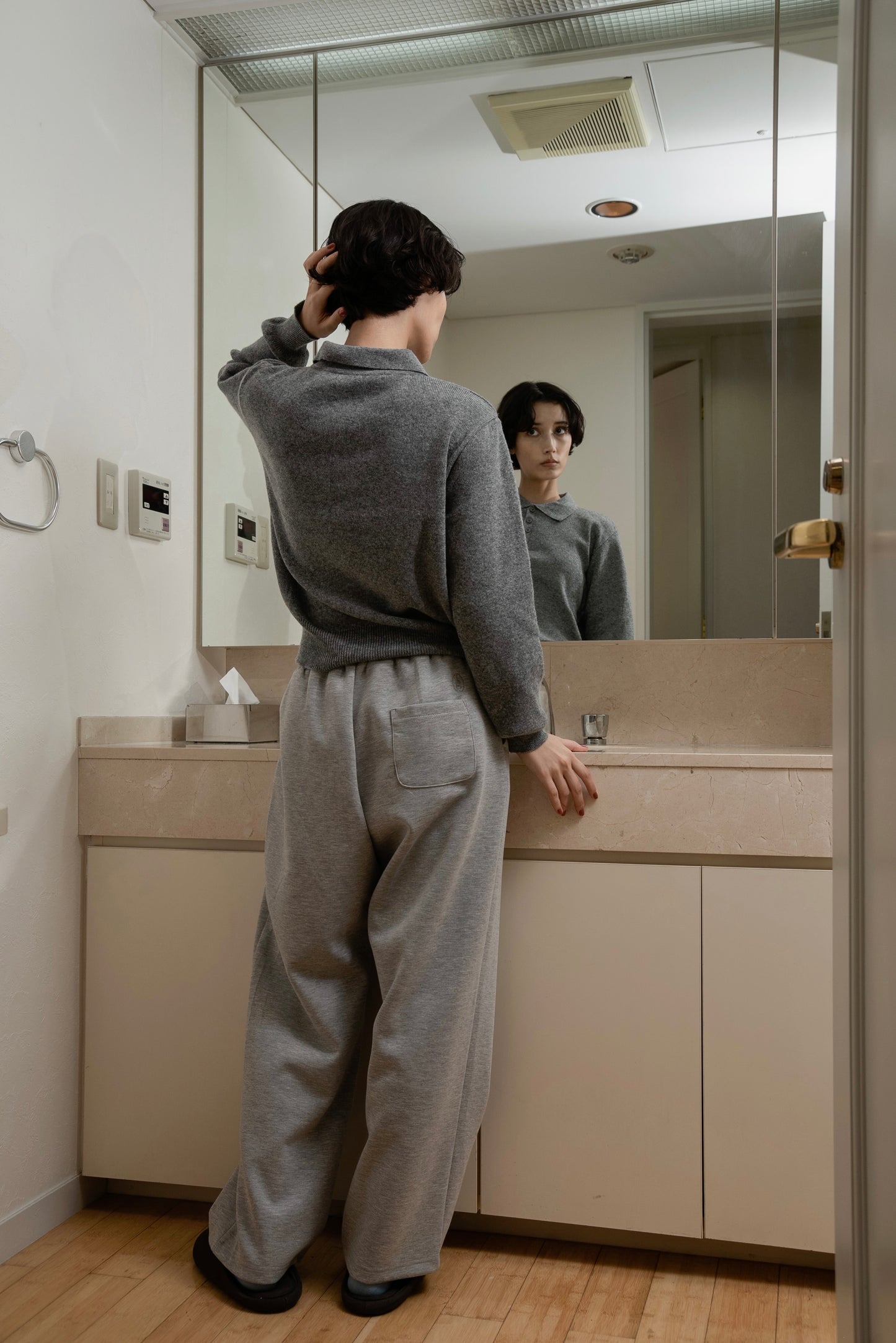 lawgy original logo embroidery sweat pants