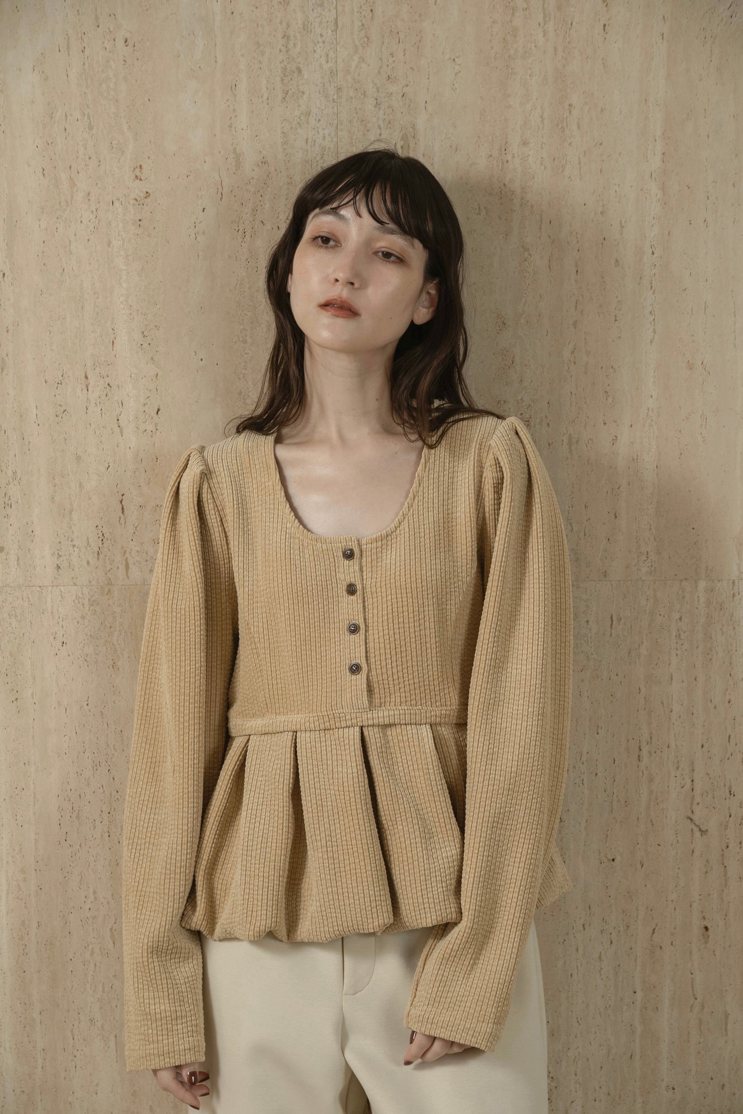 uneck balloon corduroy tops