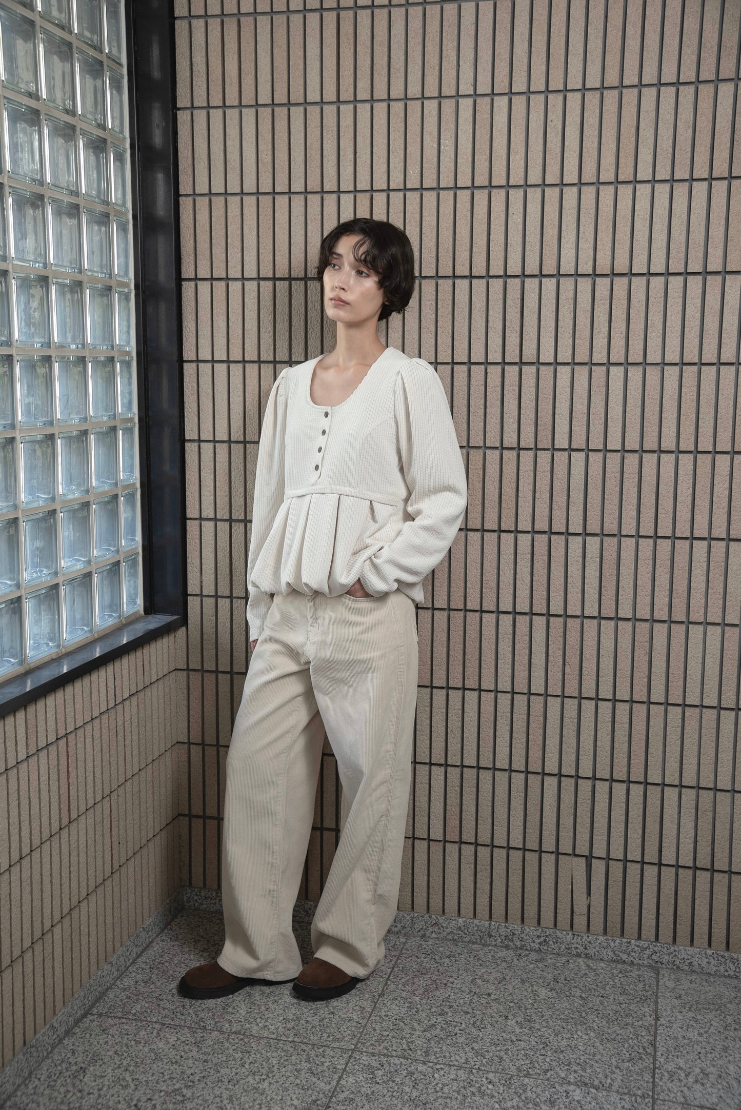 uneck balloon corduroy tops