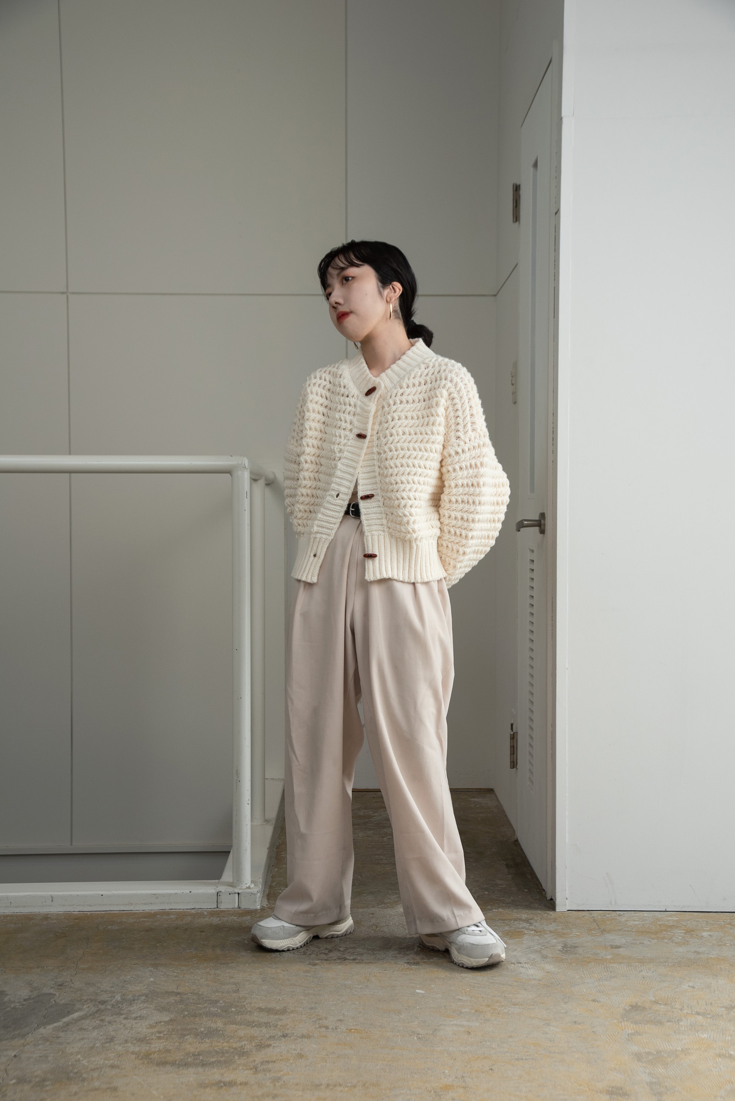 wood button low gauge knit – eim online（エイム オンライン）