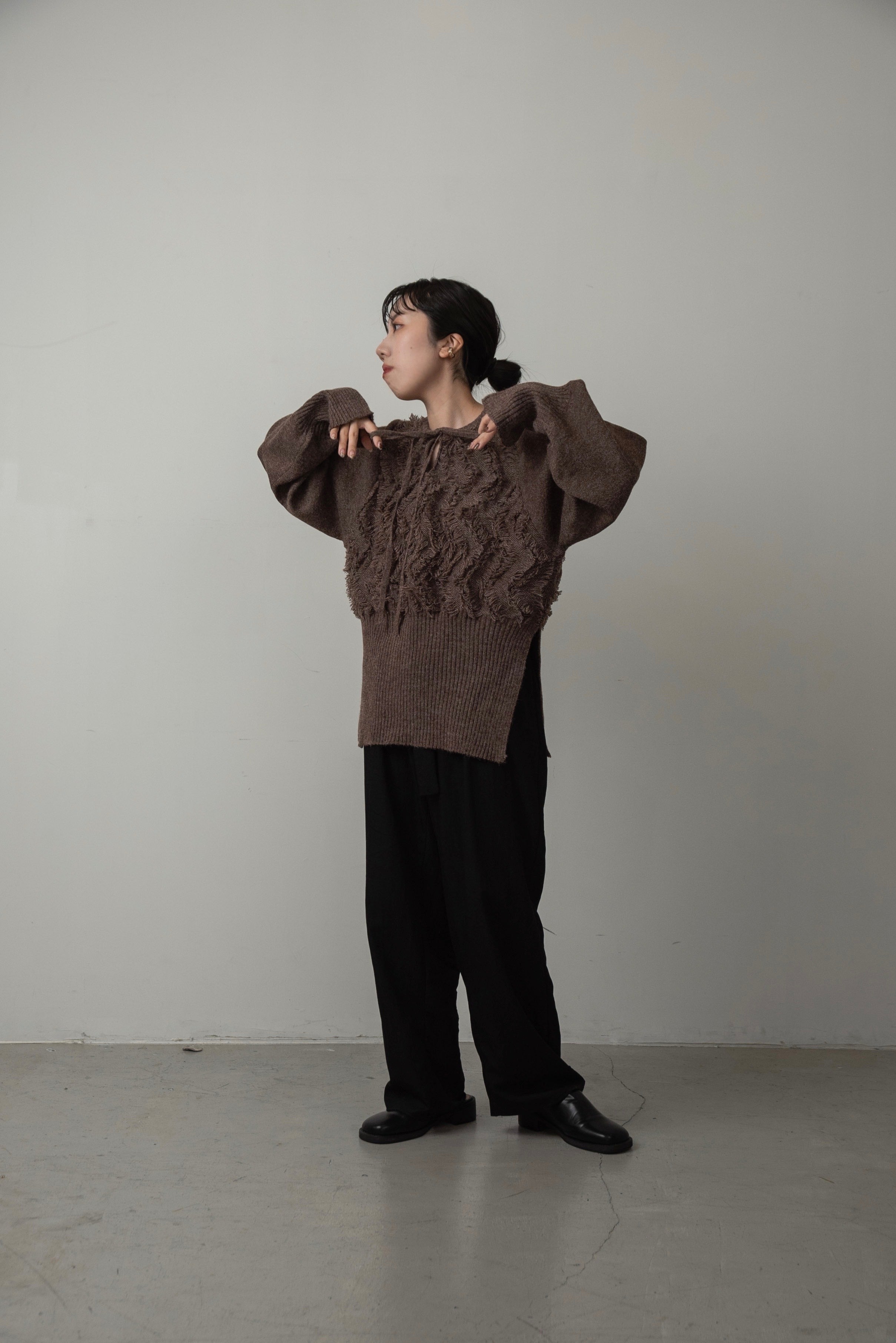 neck arrange fringe knit – eim online（エイム オンライン）