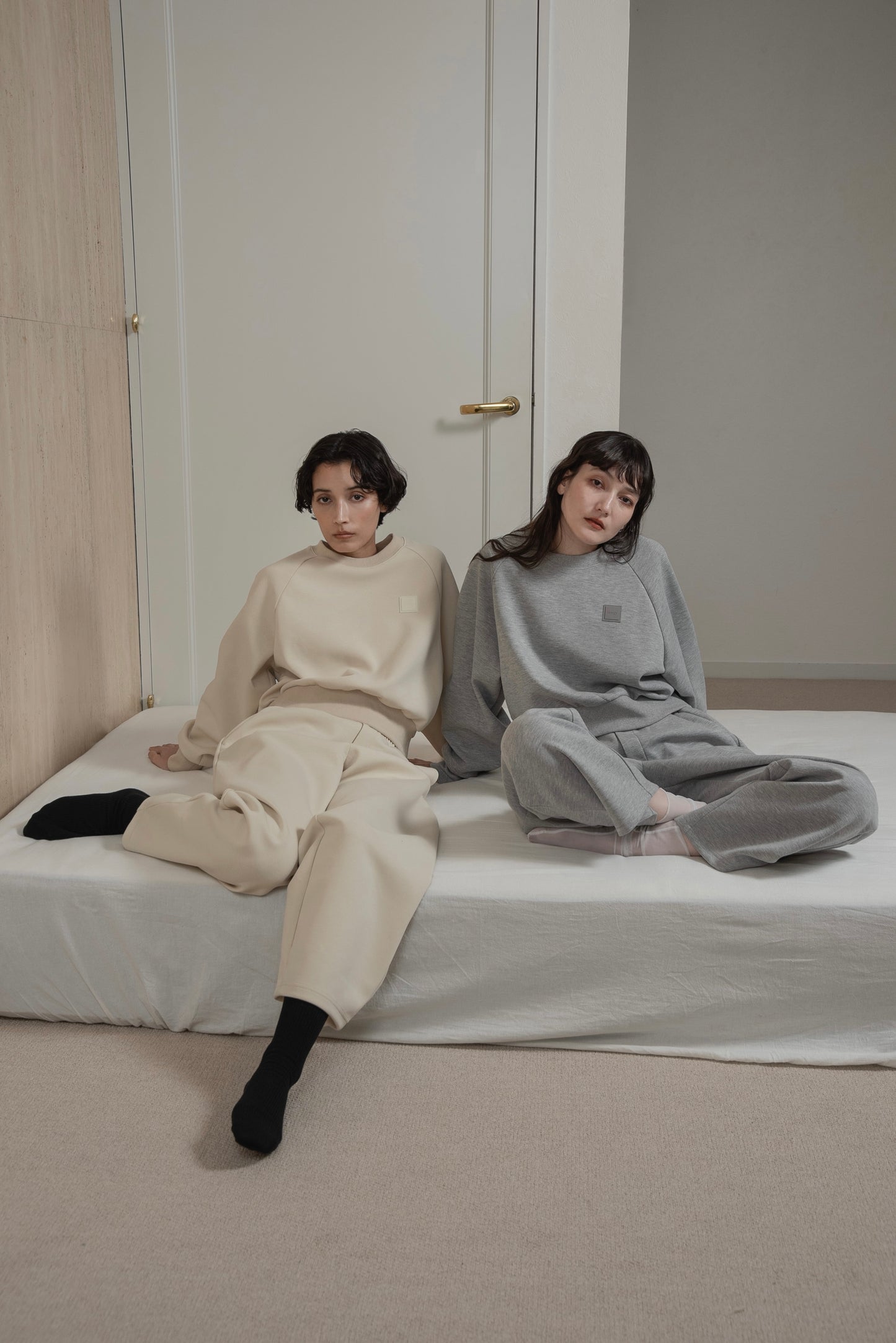 lawgy original logo embroidery sweat pants