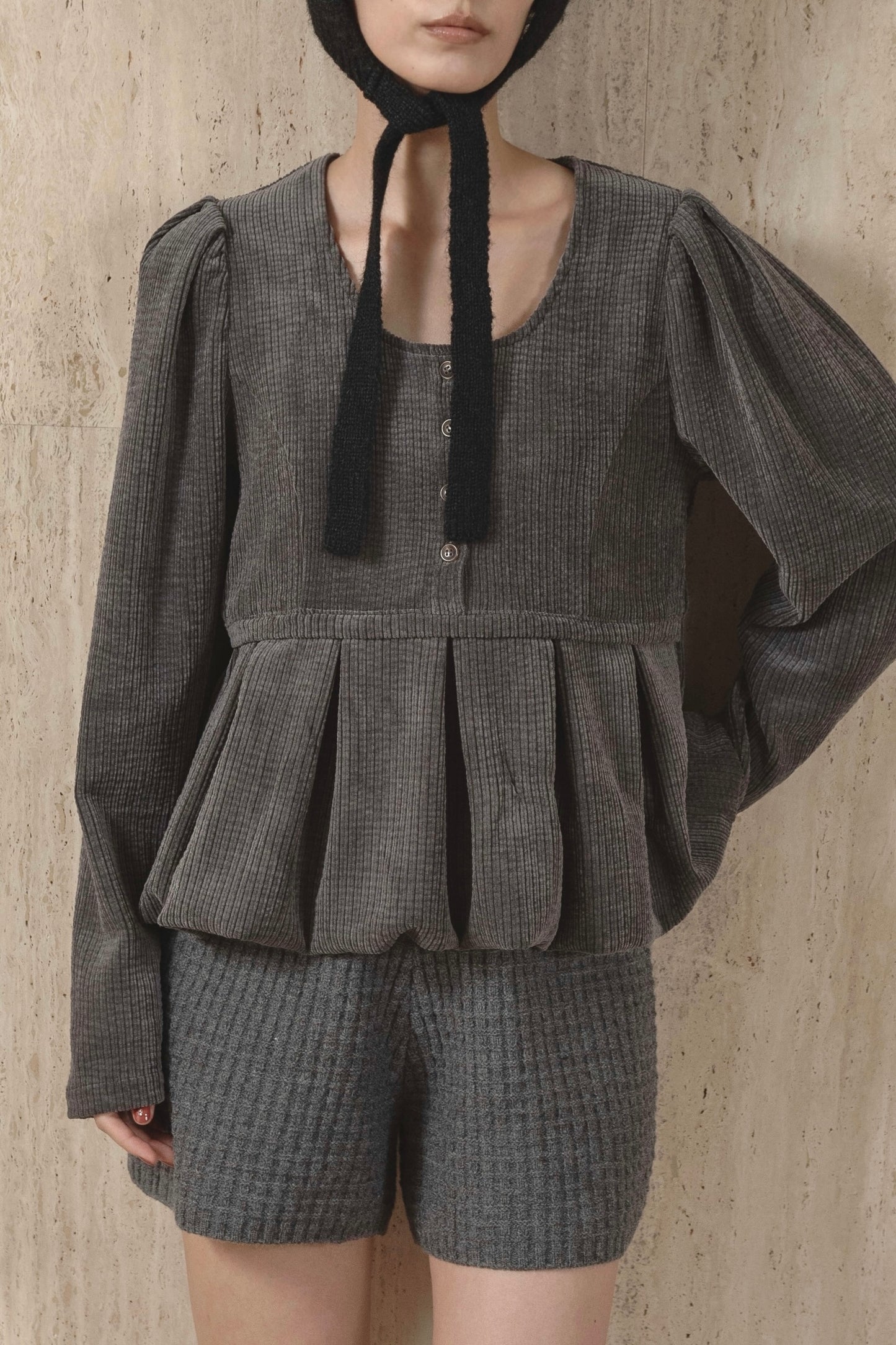 uneck balloon corduroy tops