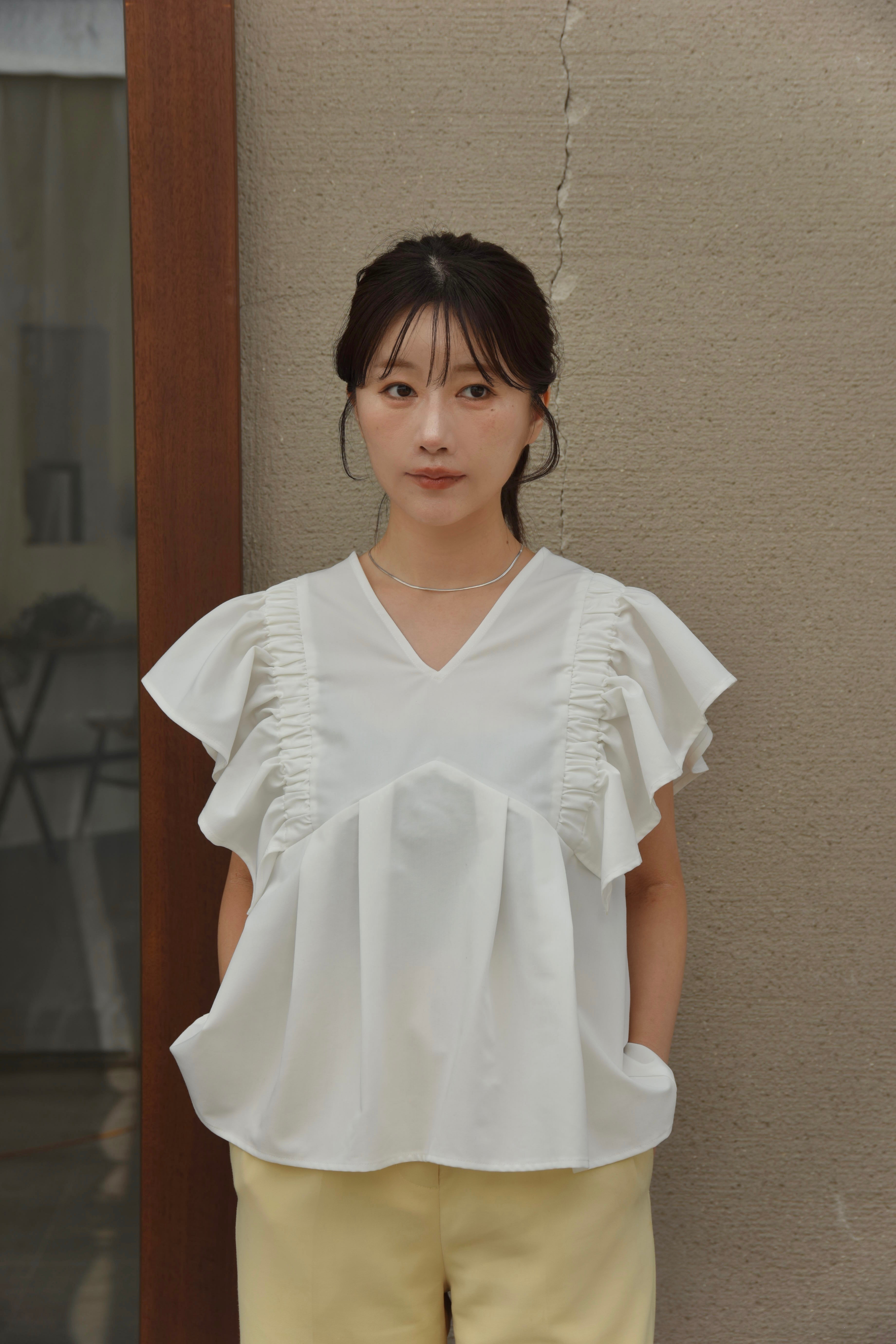 【未使用】Amel ruffle frill blouseフリル付きホワイト RE ARRIVAL】 ruffle frill blouse / white amel