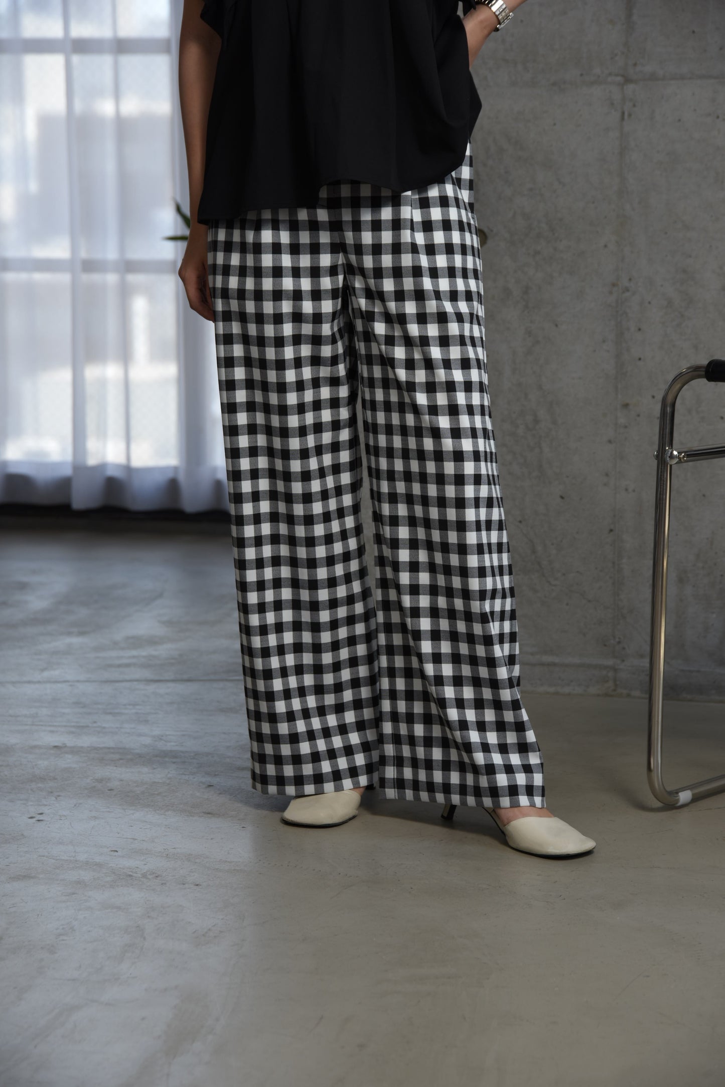 gingham check straight tuck pants