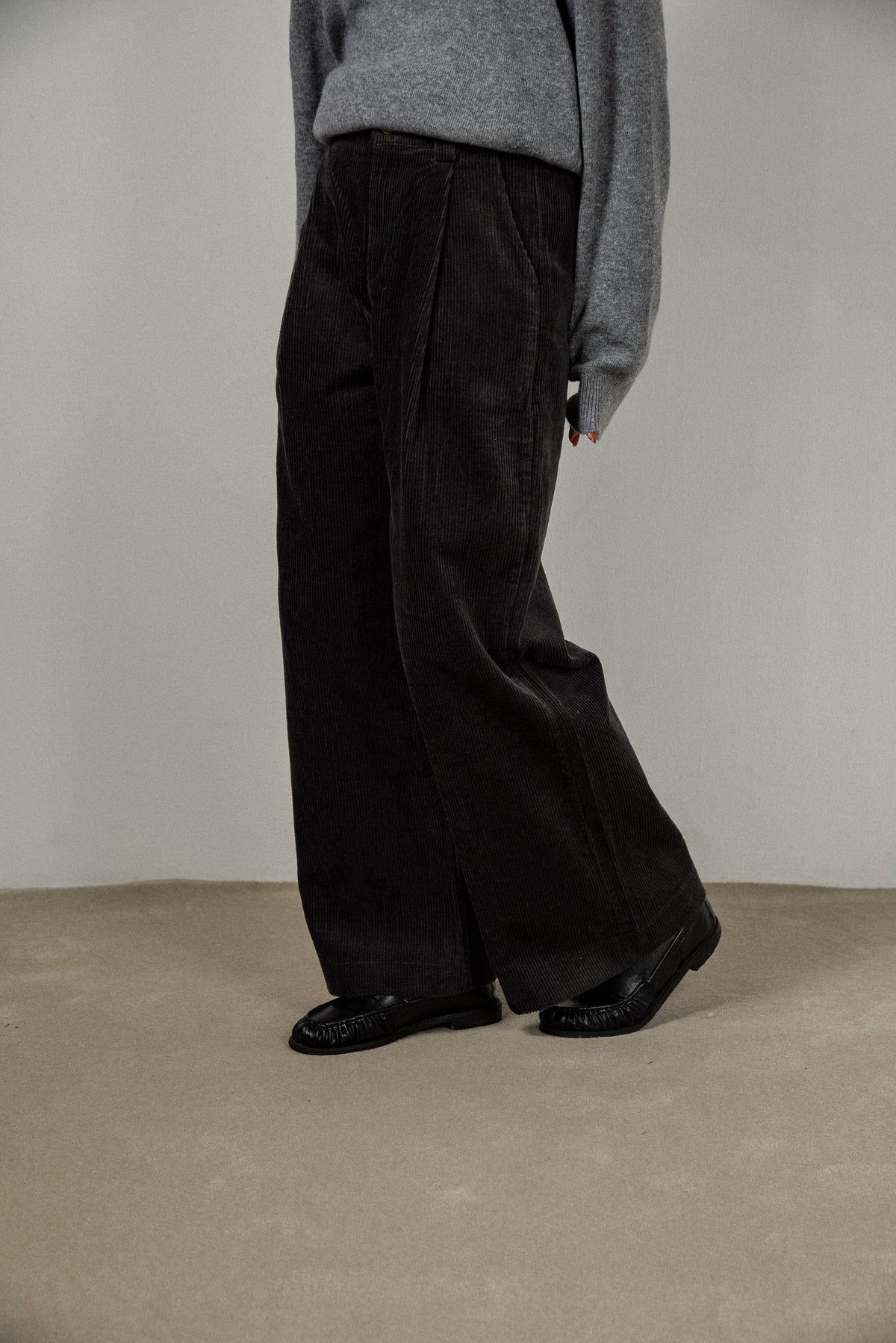 cozy corduroy point button tuck pants