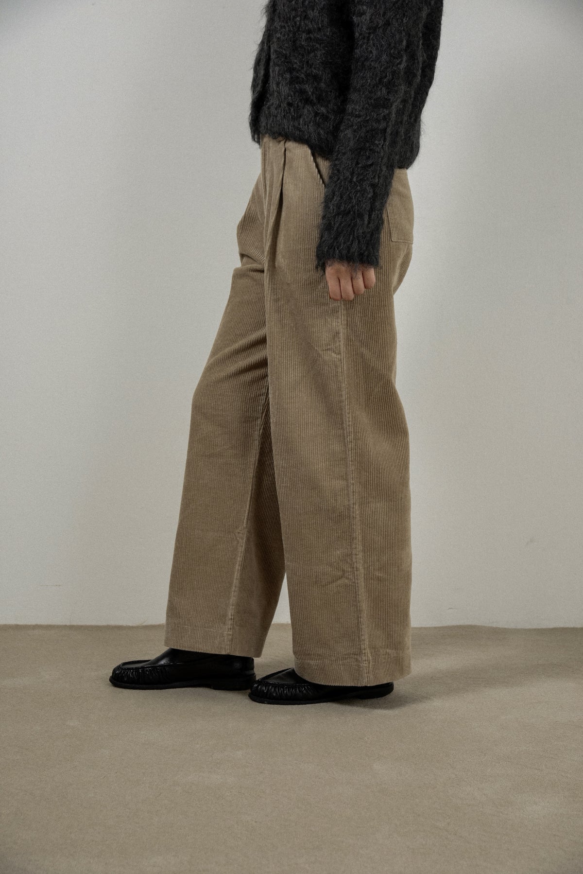 cozy corduroy point button tuck pants