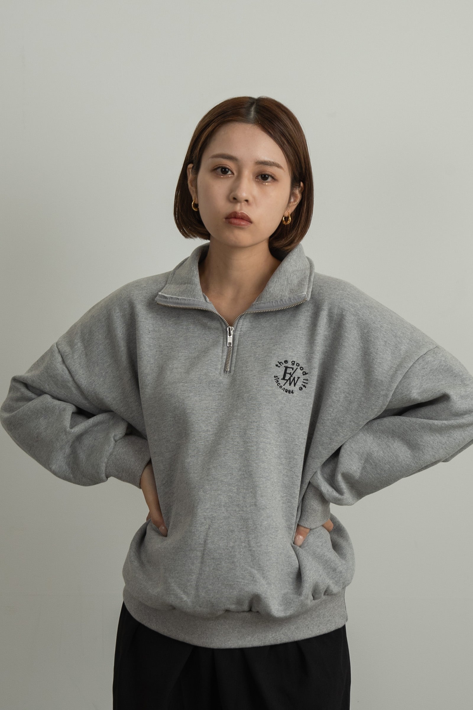 half zip loose sweat – eim online（エイム オンライン）