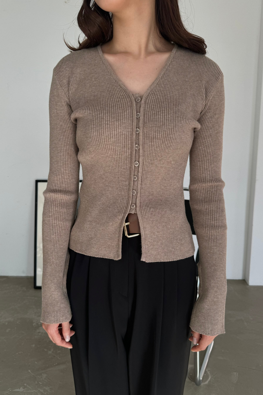 v neck design knit cardigan