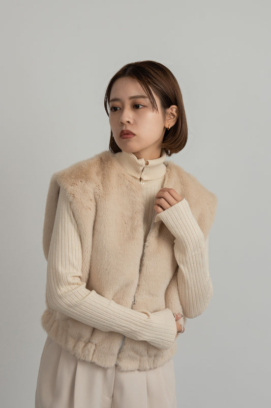 zip fur vest