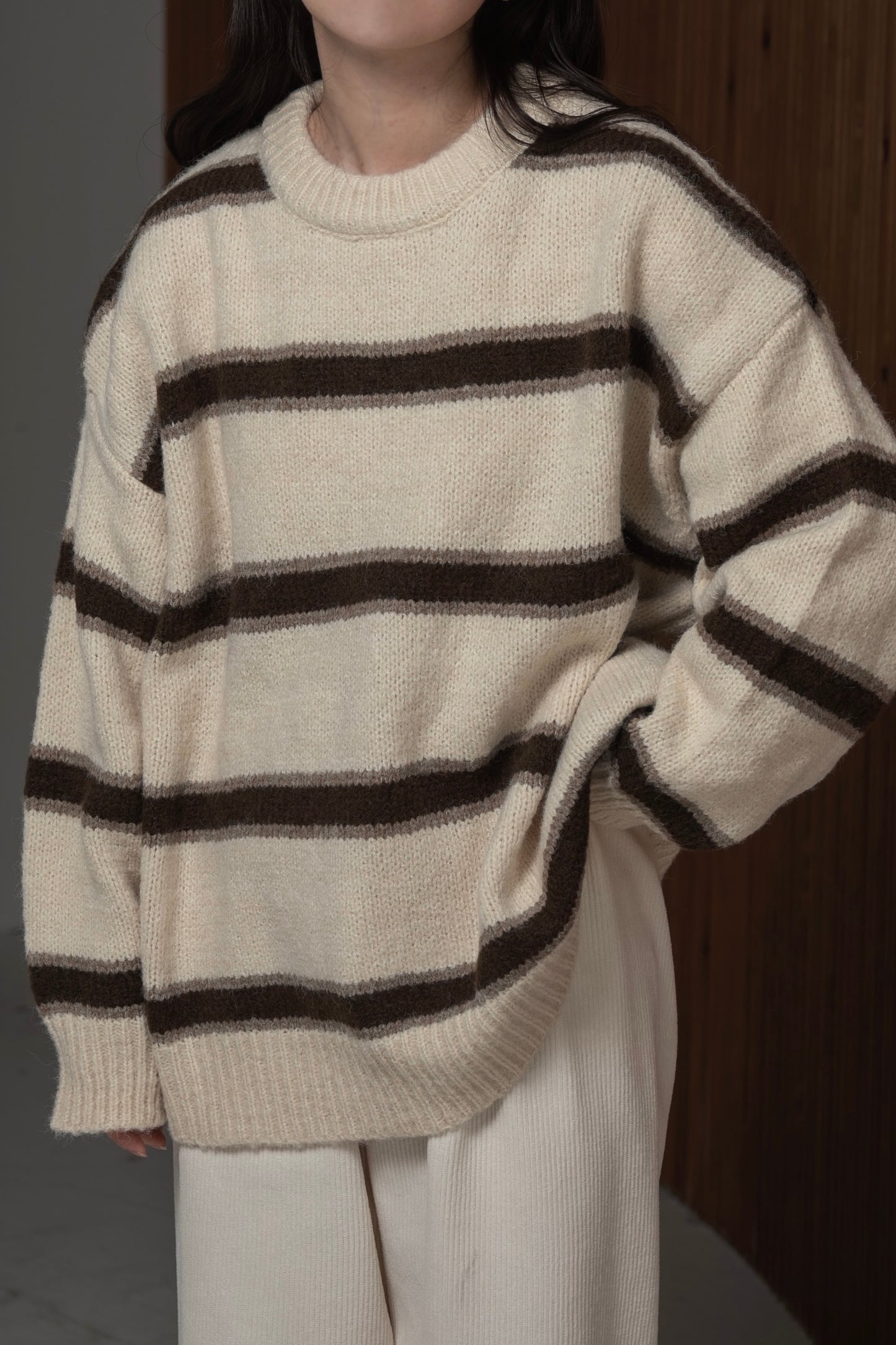 multi border loose knit