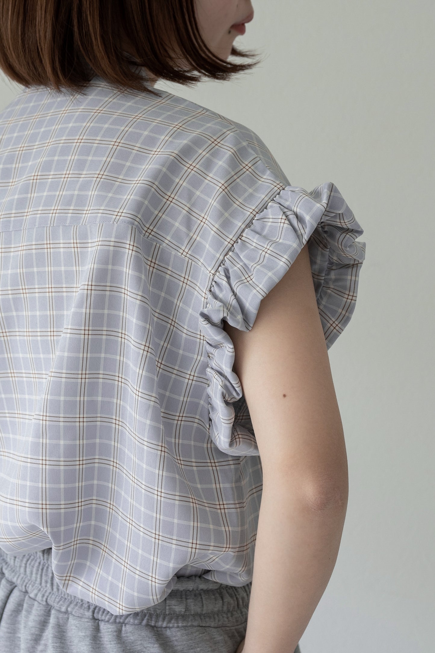 band collar balloon sleeve tops