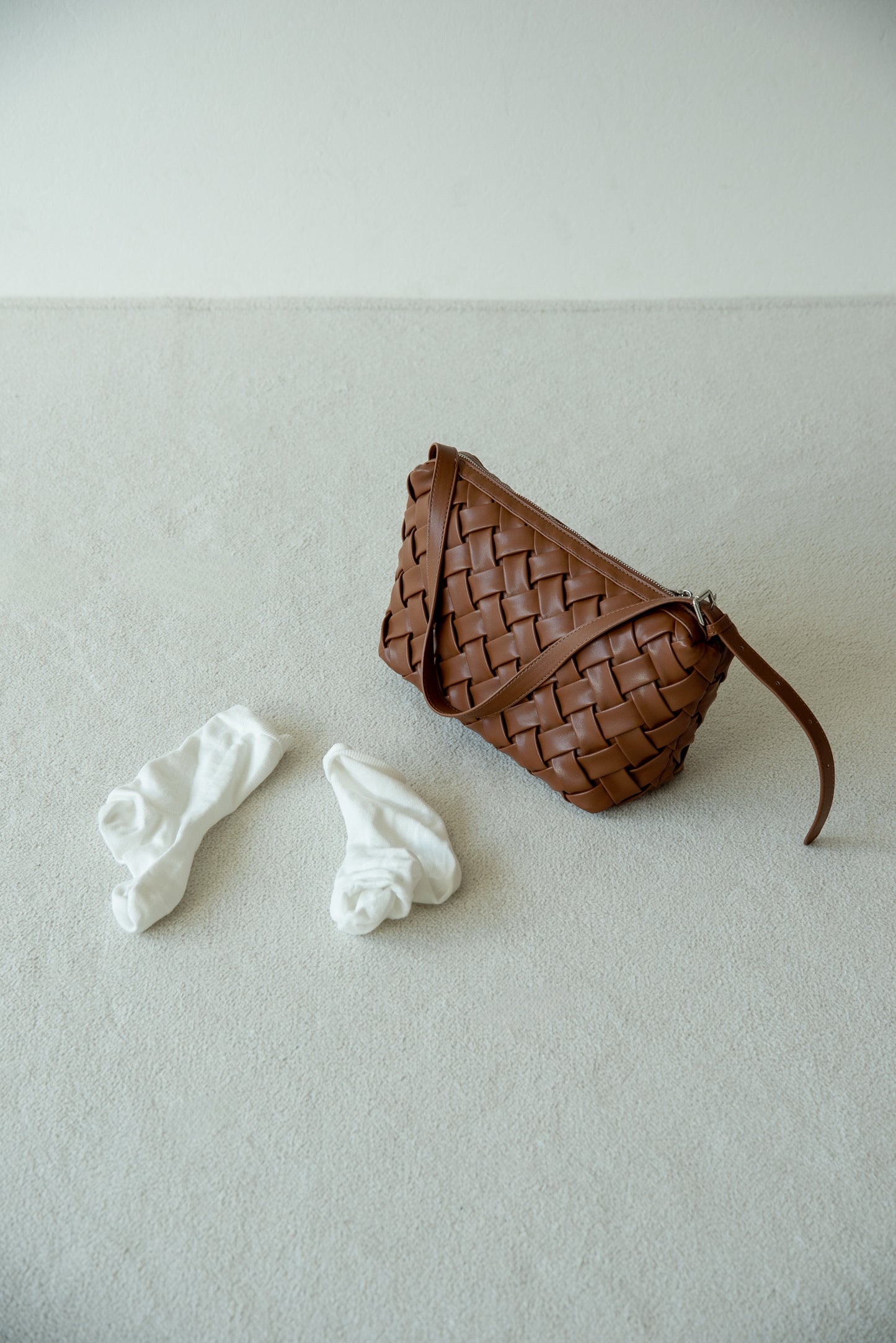 woven look single handle bag