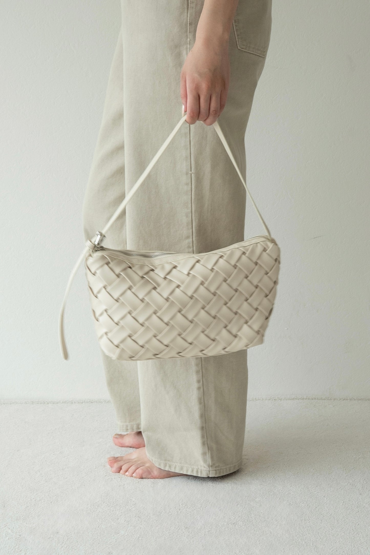 woven look single handle bag