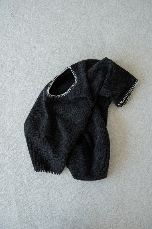 blanket stitch short sleeve knit tops