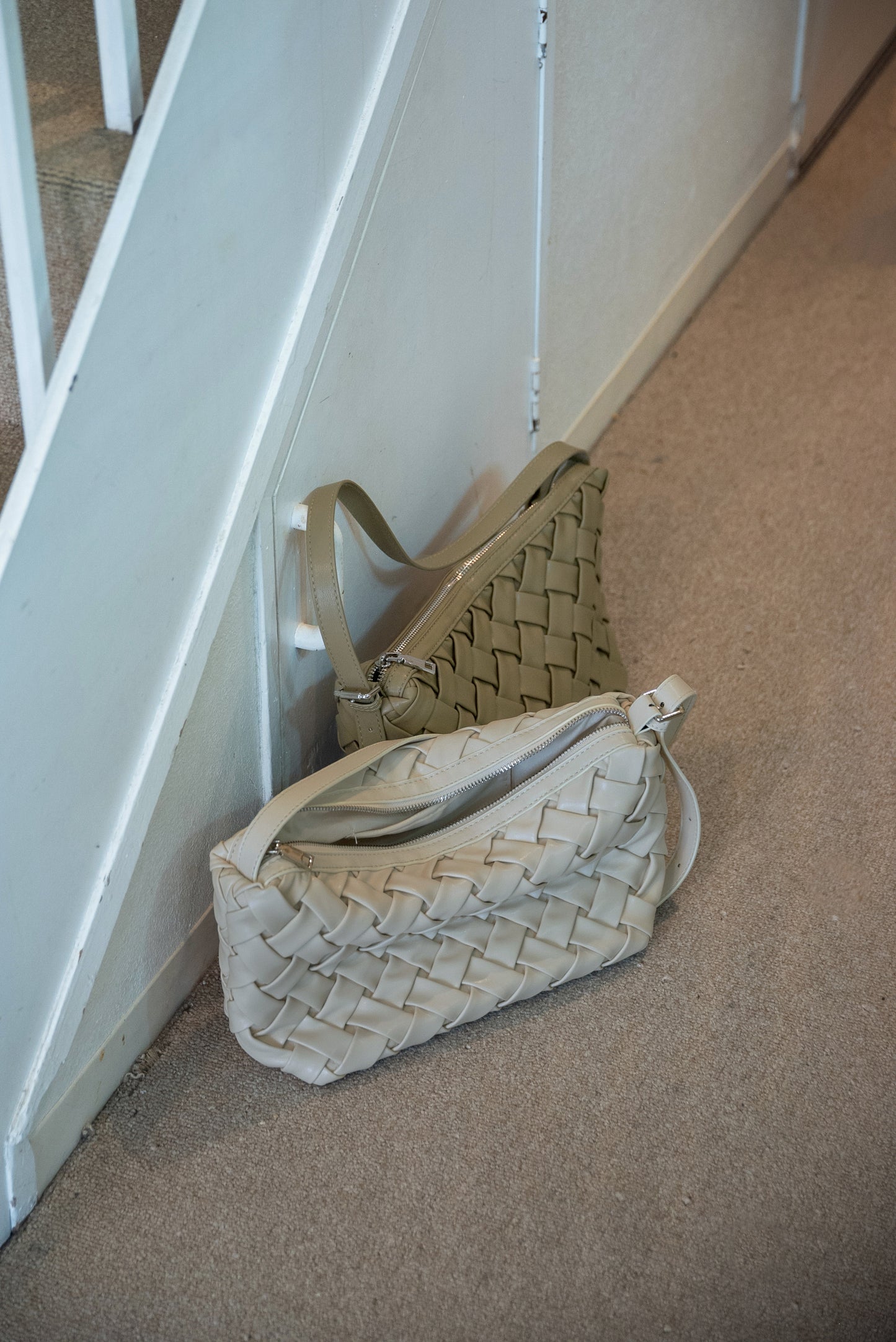 woven look single handle bag
