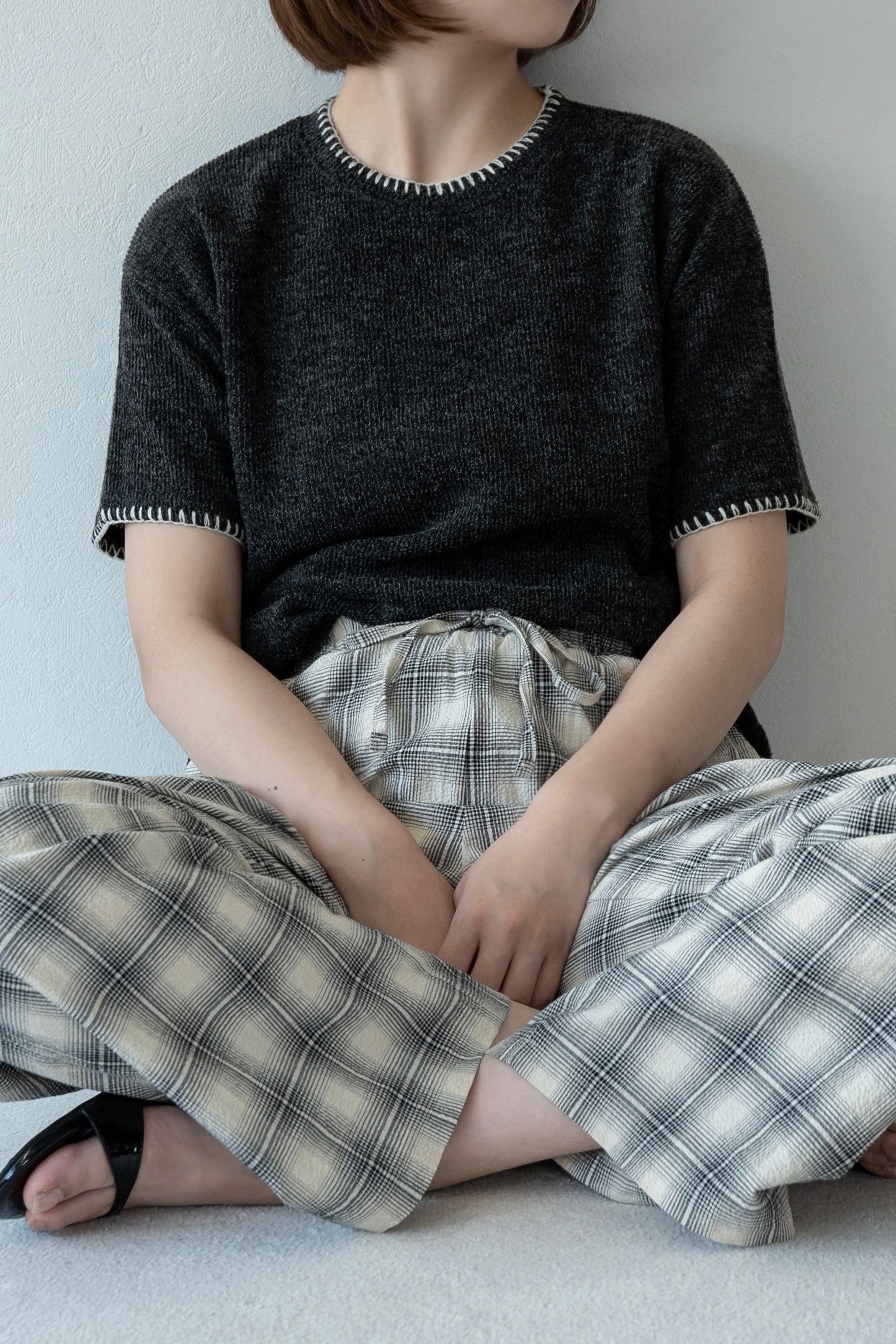 blanket stitch short sleeve knit tops