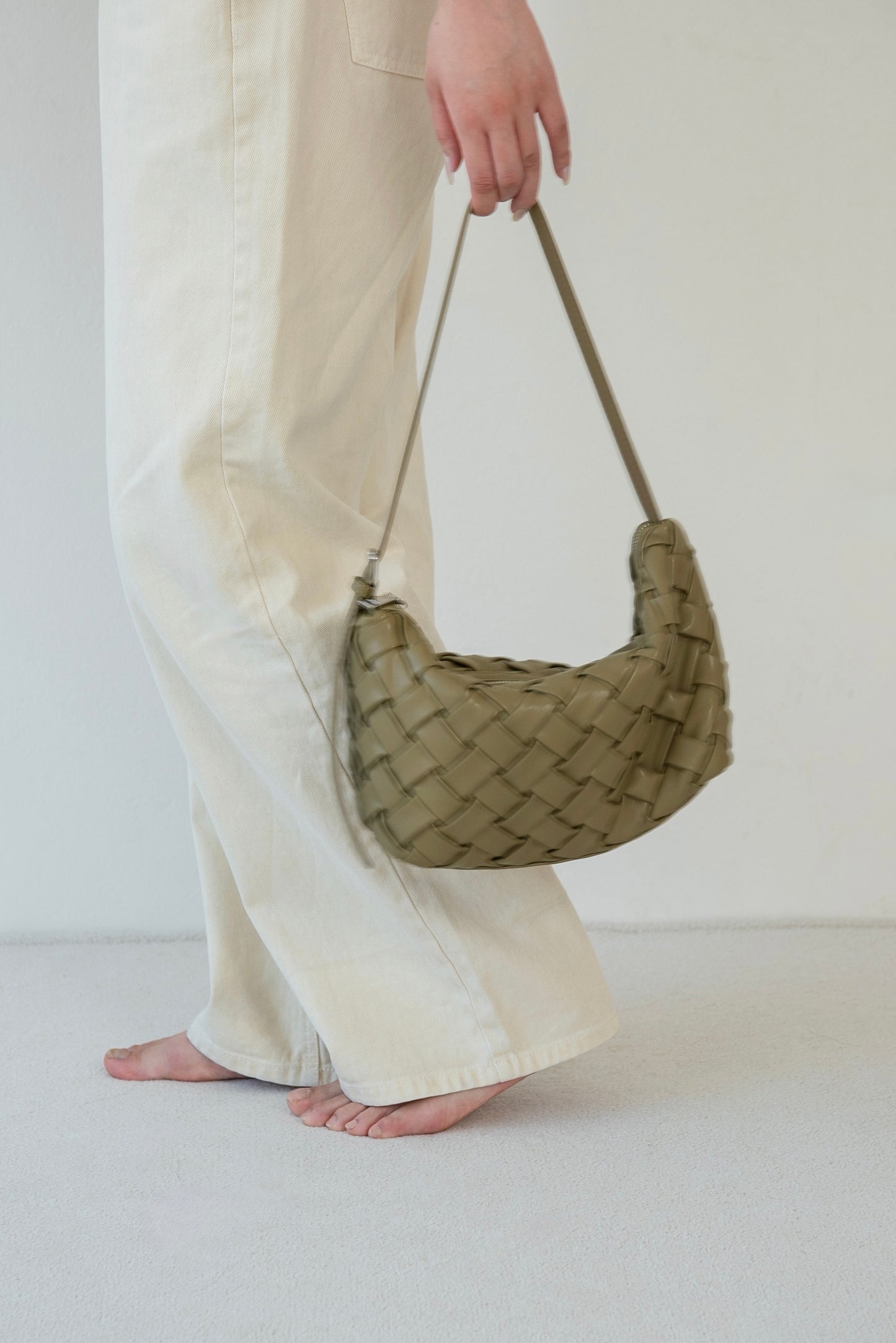 woven look single handle bag