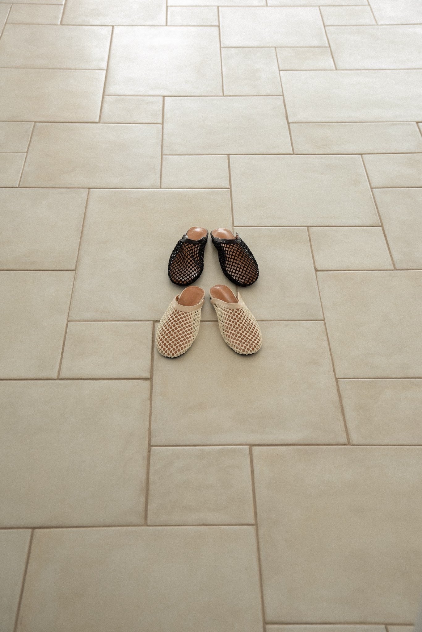 mesh upper flat sandal