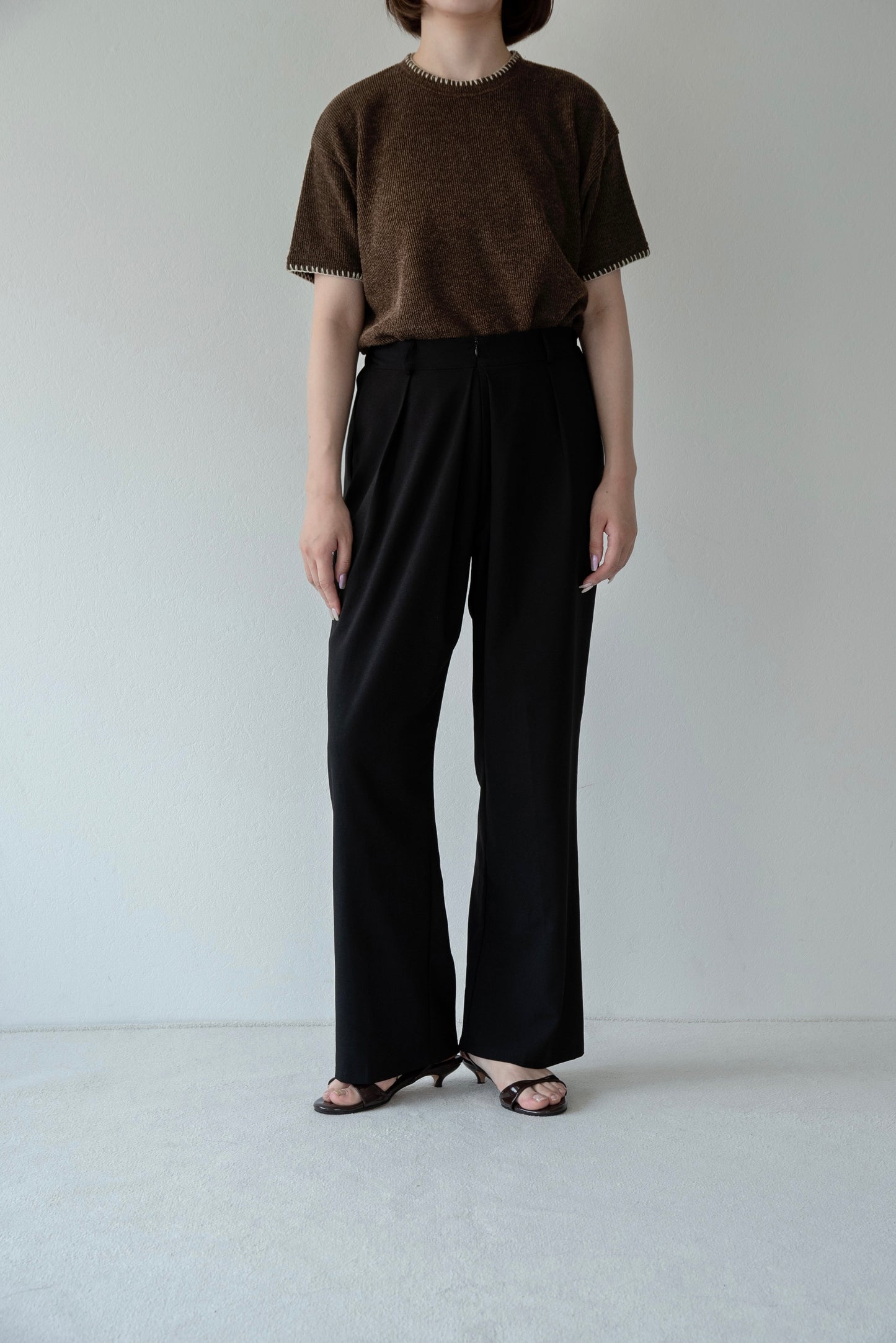 blanket stitch short sleeve knit tops