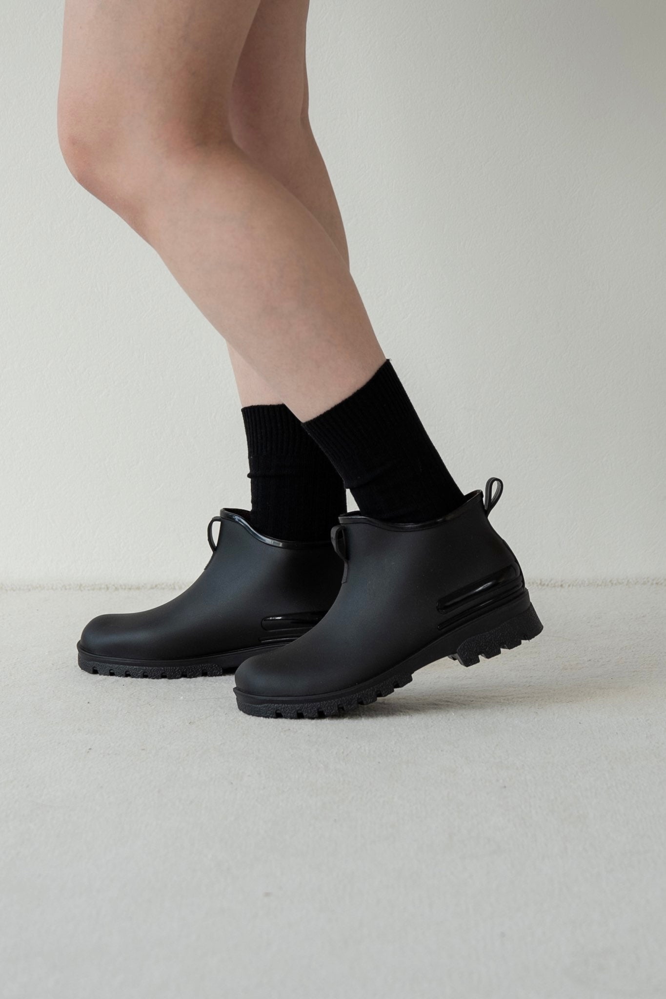 matte short rain boots