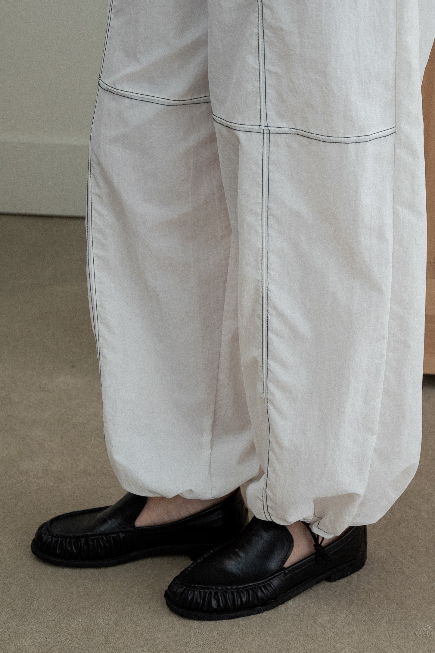 stitch string point shaka pants