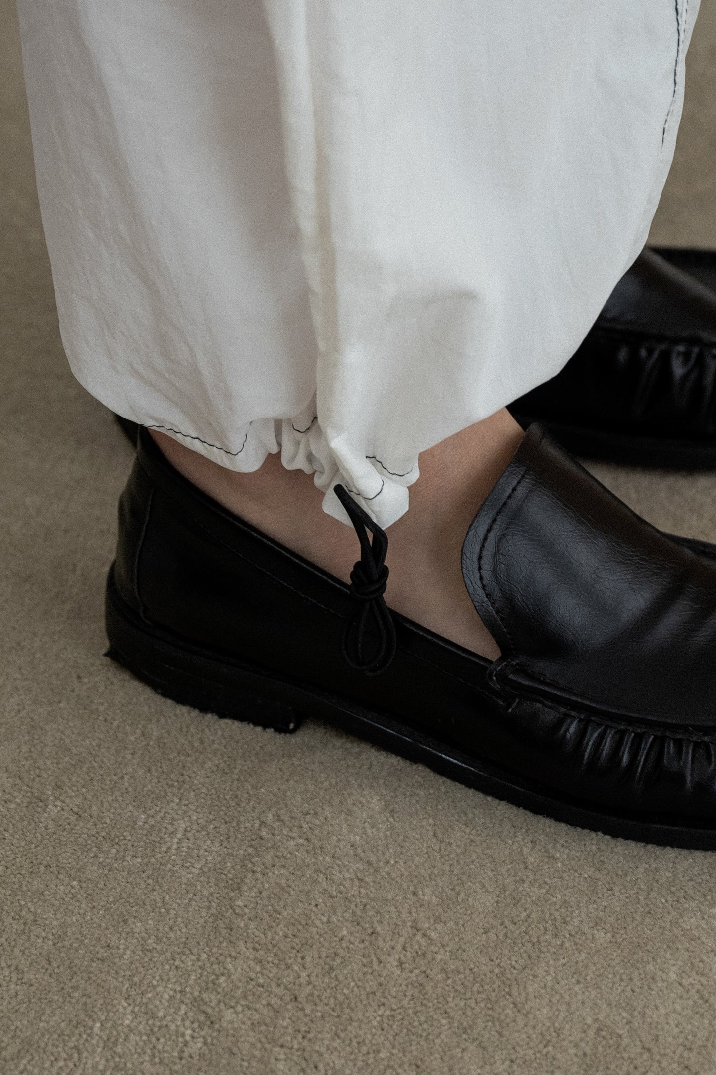 stitch string point shaka pants