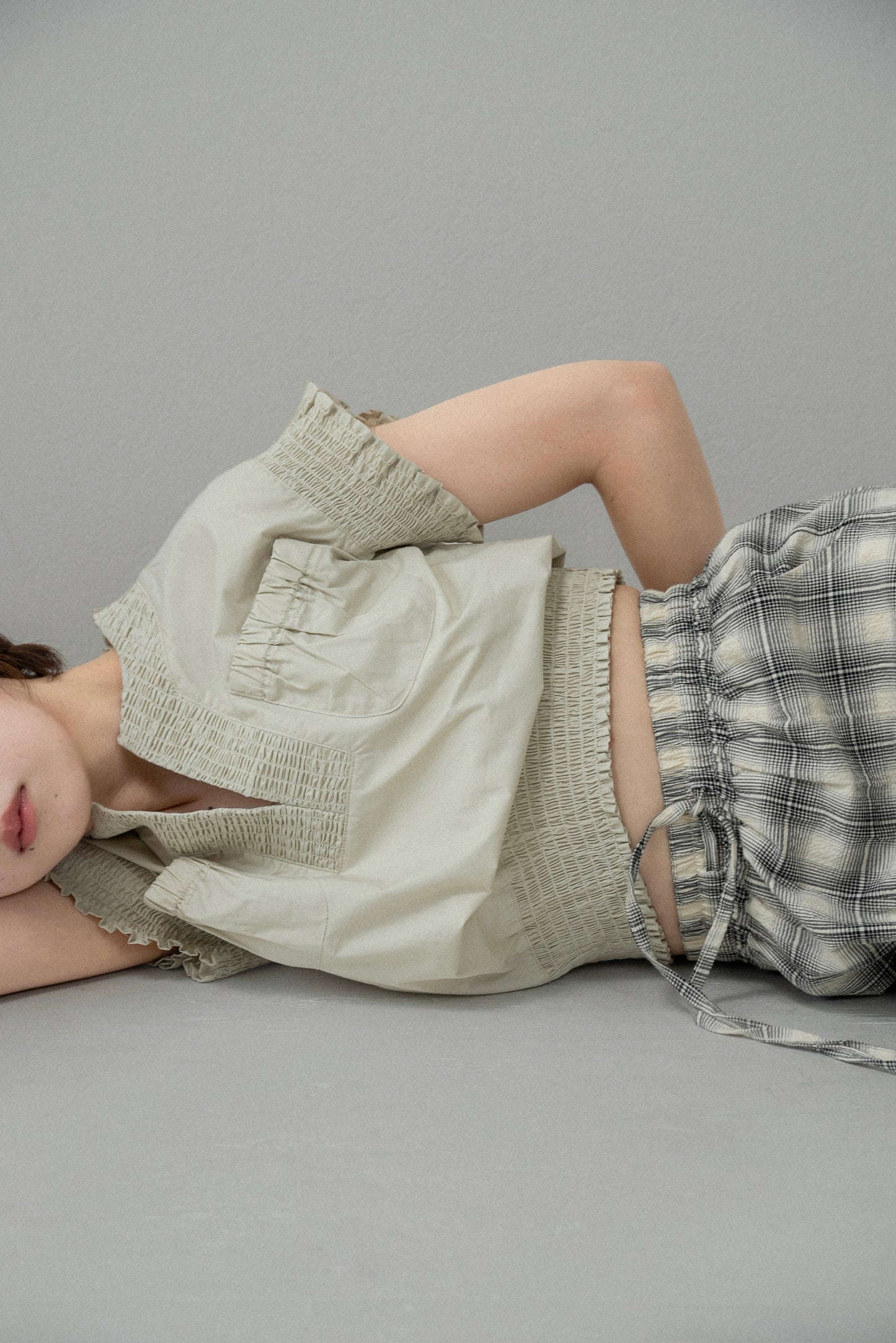shirring pocket point vest blouse