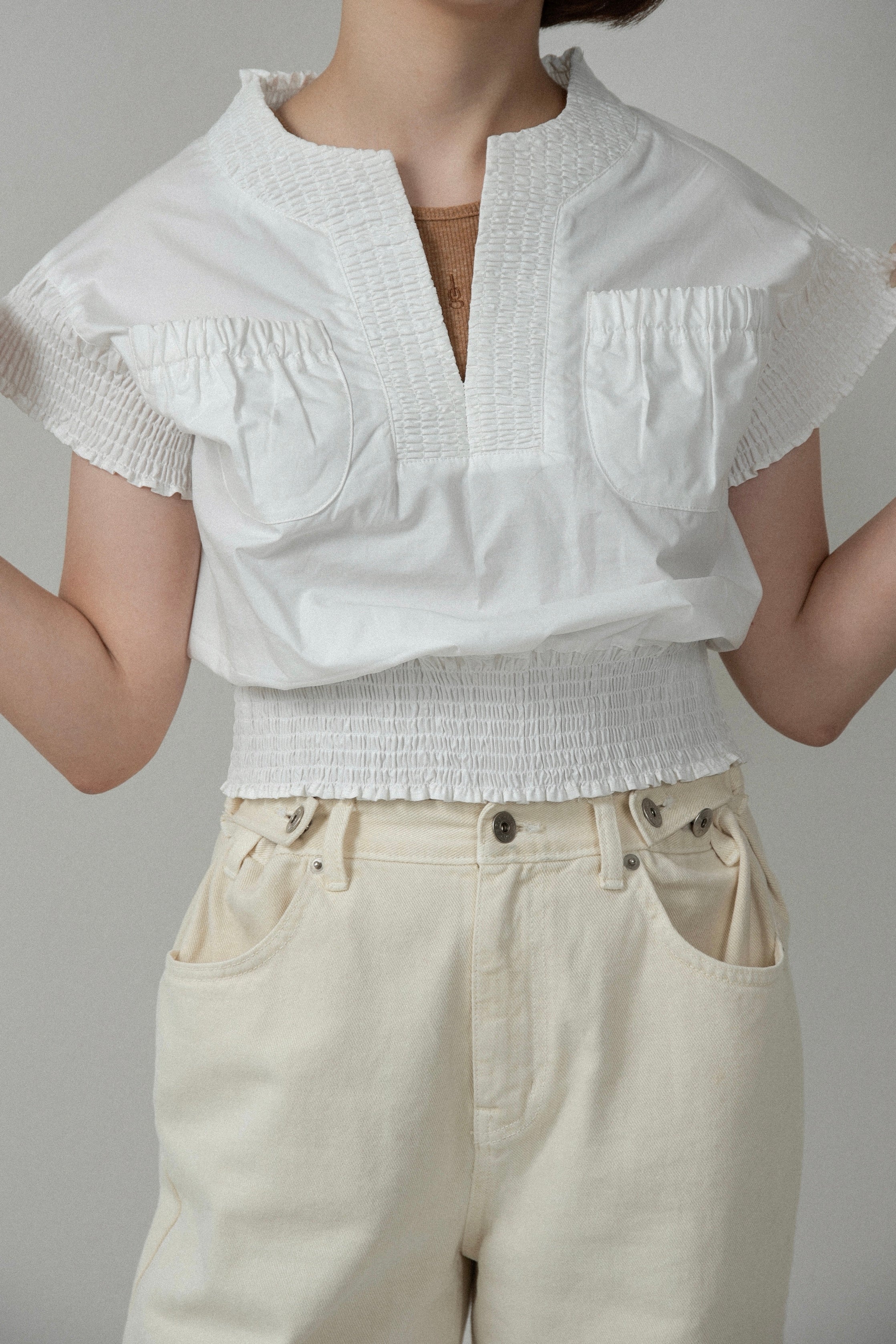 shirring pocket point vest blouse – eim online（エイム オンライン）