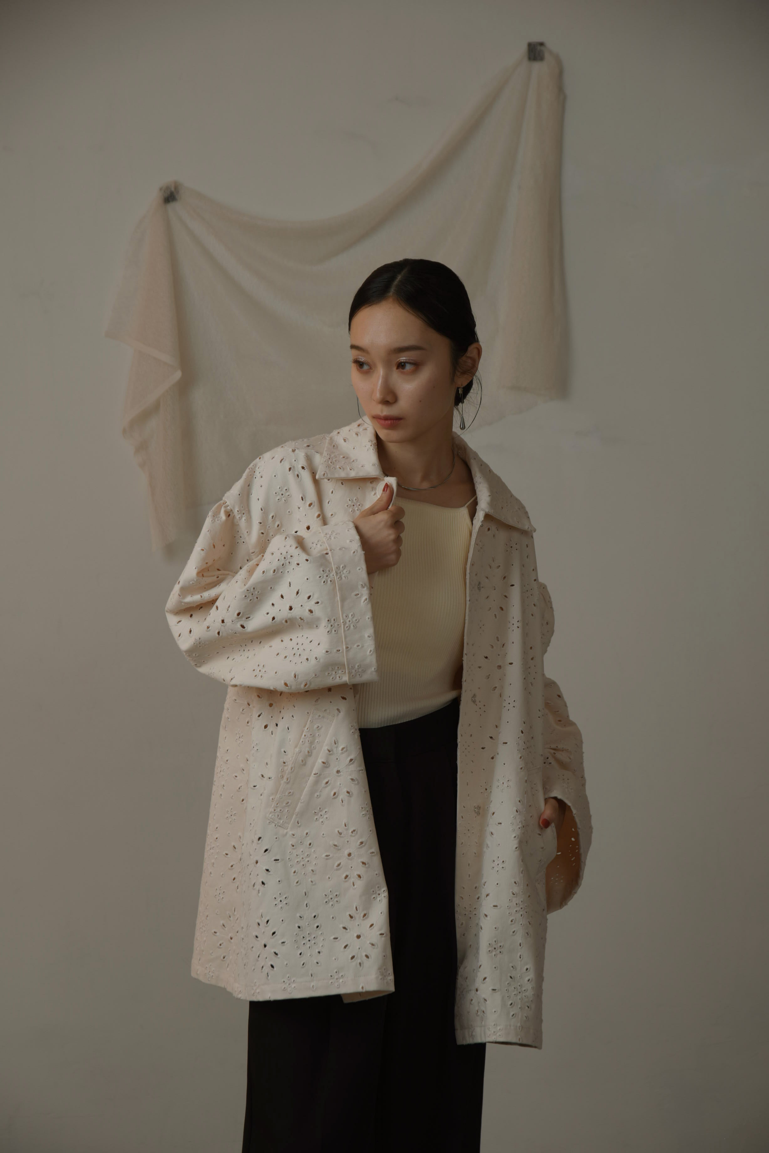 cutwork lace midi jacket – eim online（エイム オンライン）